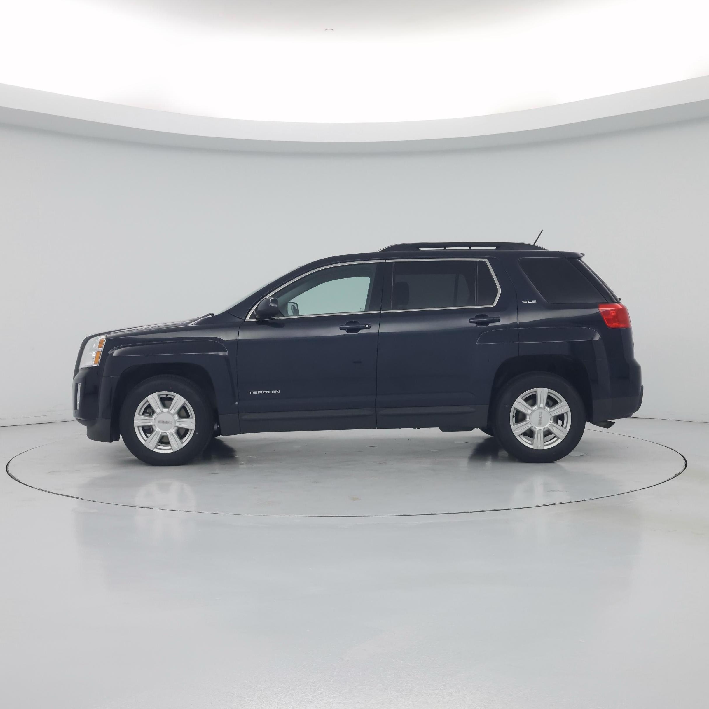 Thumbnail: 2015 GMC Terrain - 3