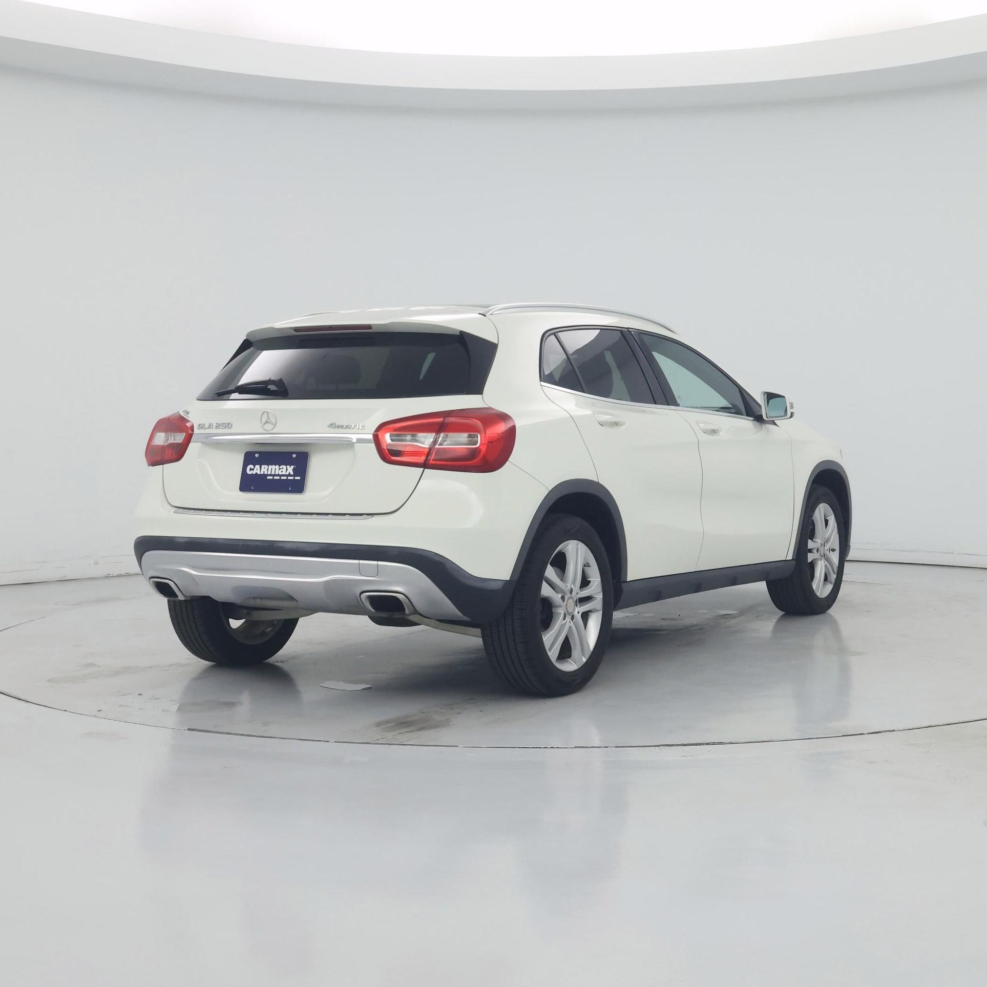 Thumbnail: 2017 Mercedes-Benz GLA - 8