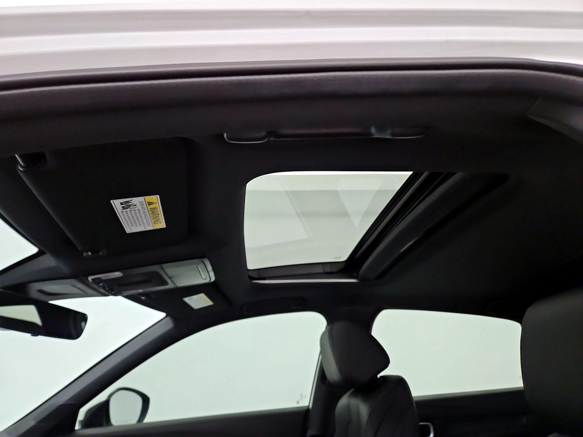Thumbnail: 2025 Acura Integra - 19