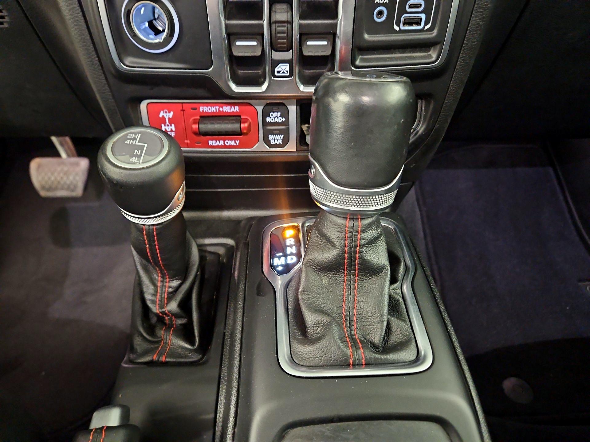 Thumbnail: 2022 Jeep Gladiator - 16