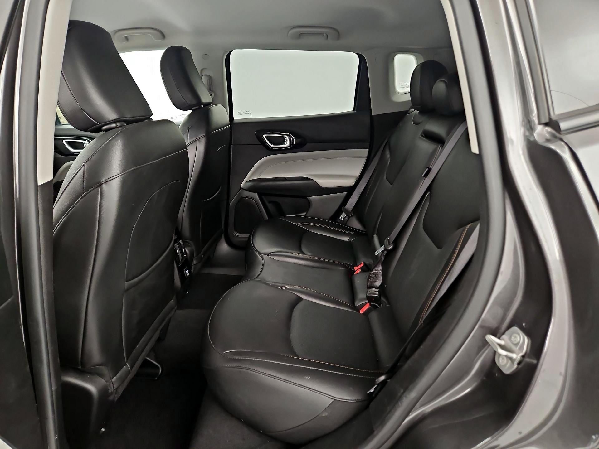 Thumbnail: 2022 Jeep Compass - 17