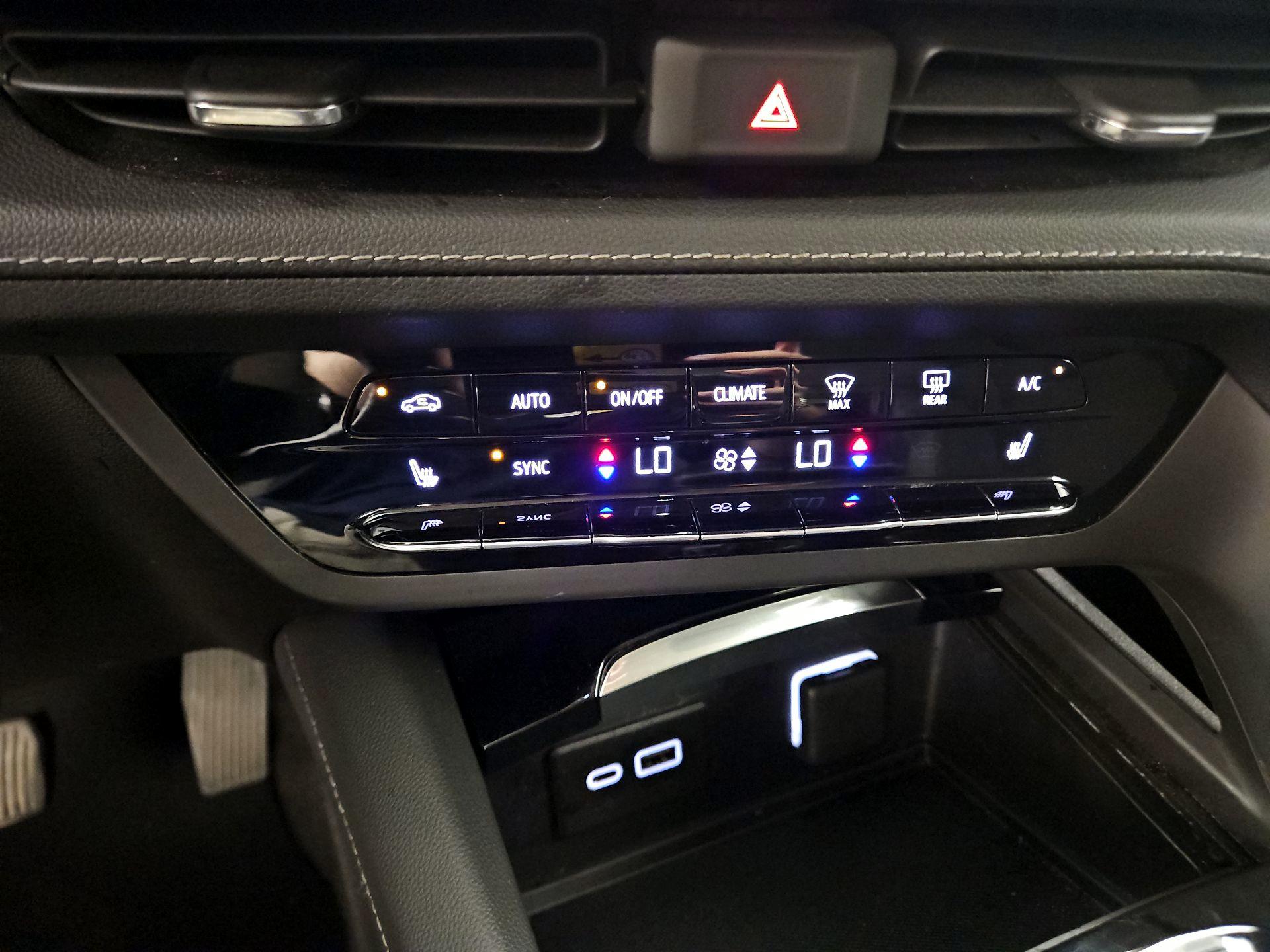 Thumbnail: 2023 Buick Envision - 17