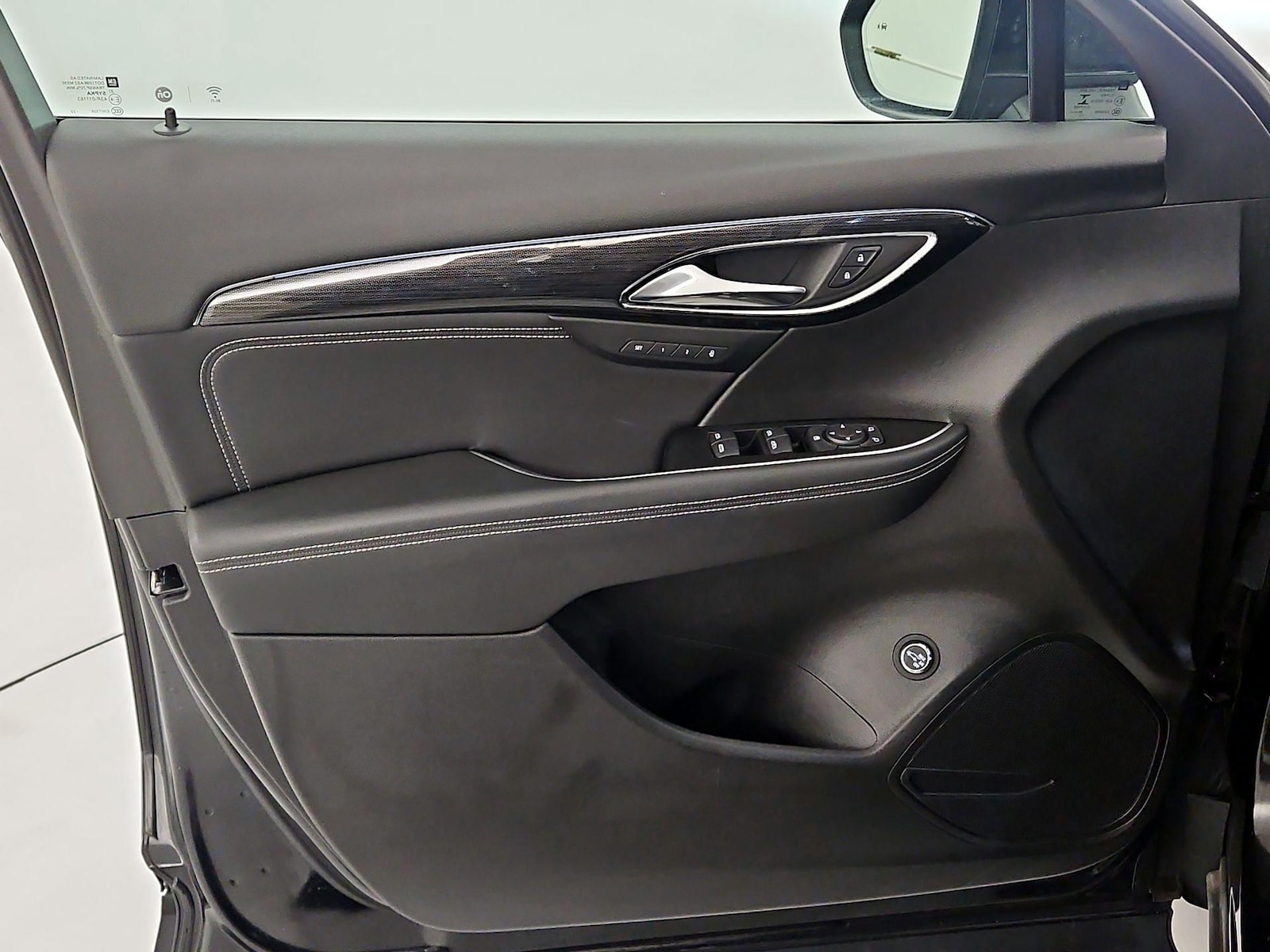 2023 Buick Envision Essence - Photo 13