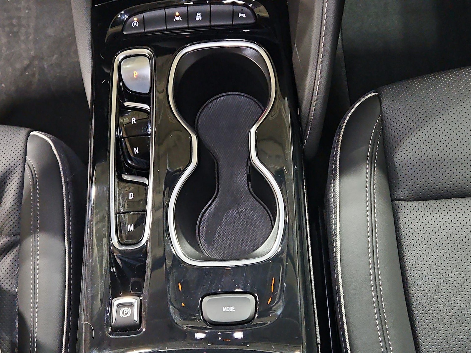 2023 Buick Envision Essence - Photo 18