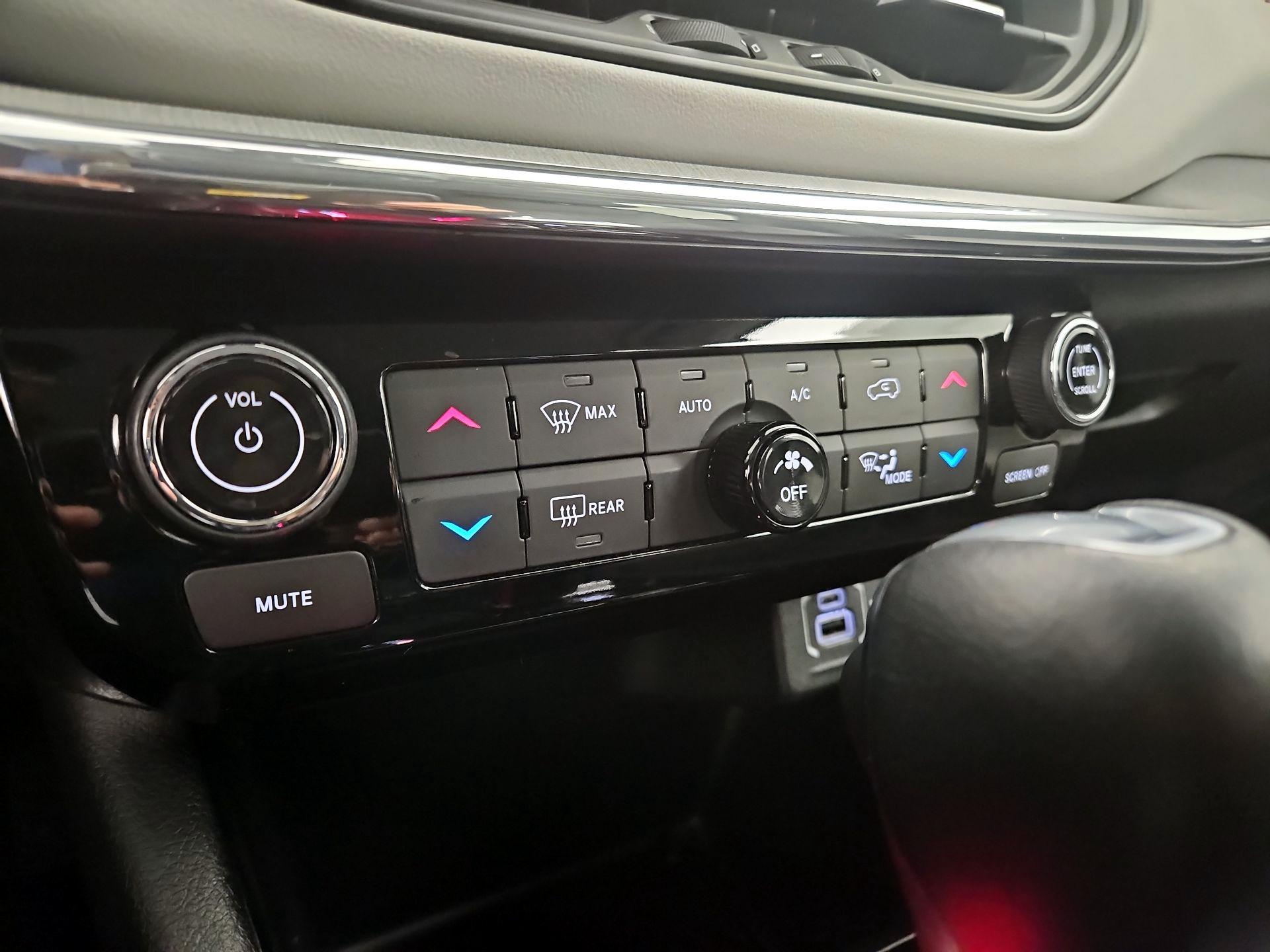 Thumbnail: 2022 Jeep Compass - 16