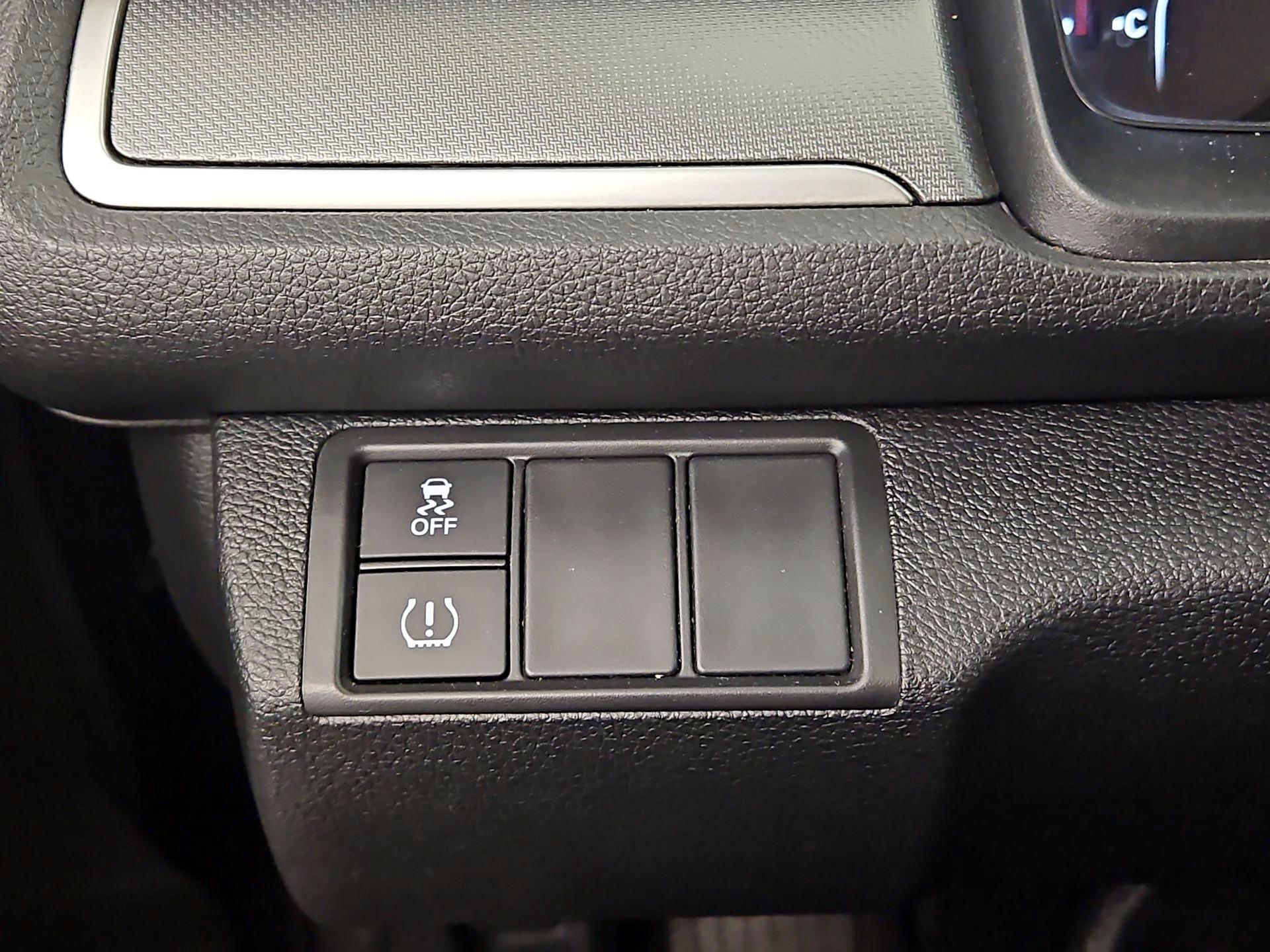Thumbnail: 2017 Honda Civic - 11