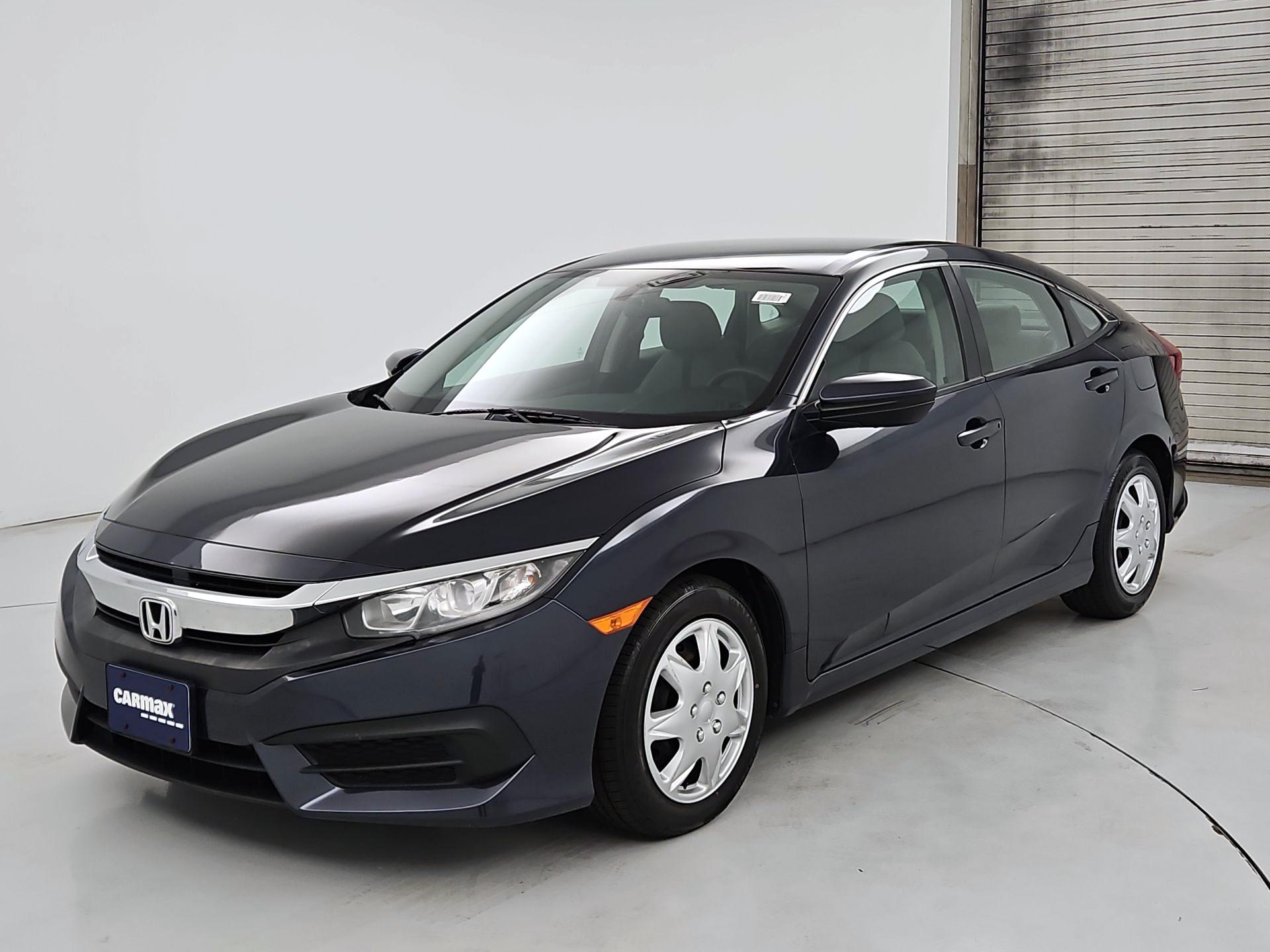 Thumbnail: 2017 Honda Civic - 3