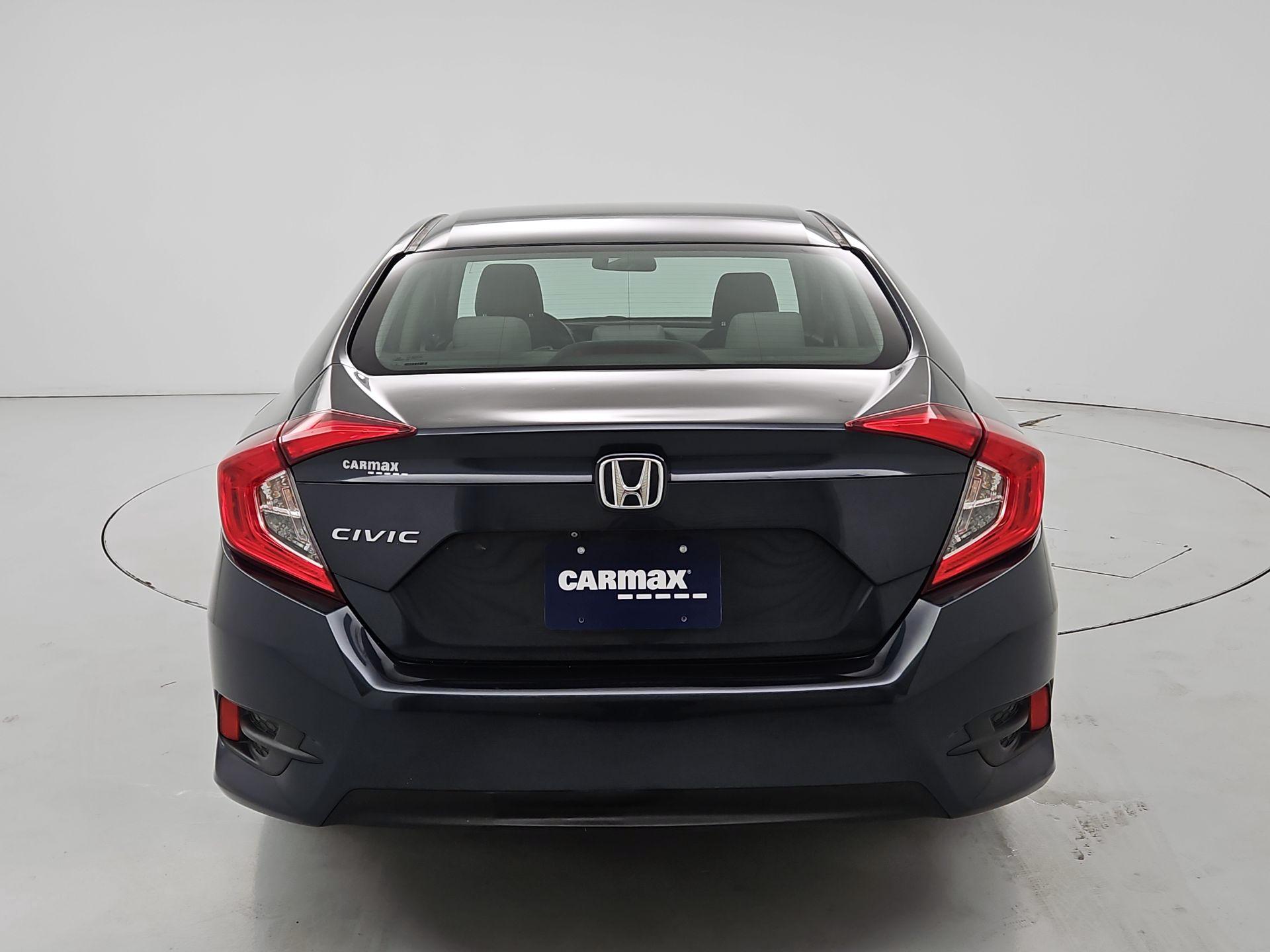 Thumbnail: 2017 Honda Civic - 6