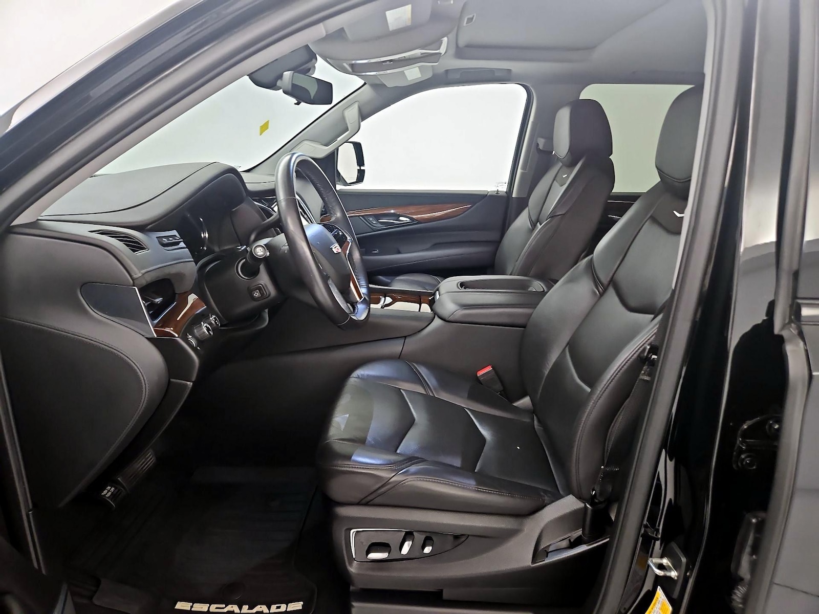 2020 Cadillac Escalade Luxury - Photo 12