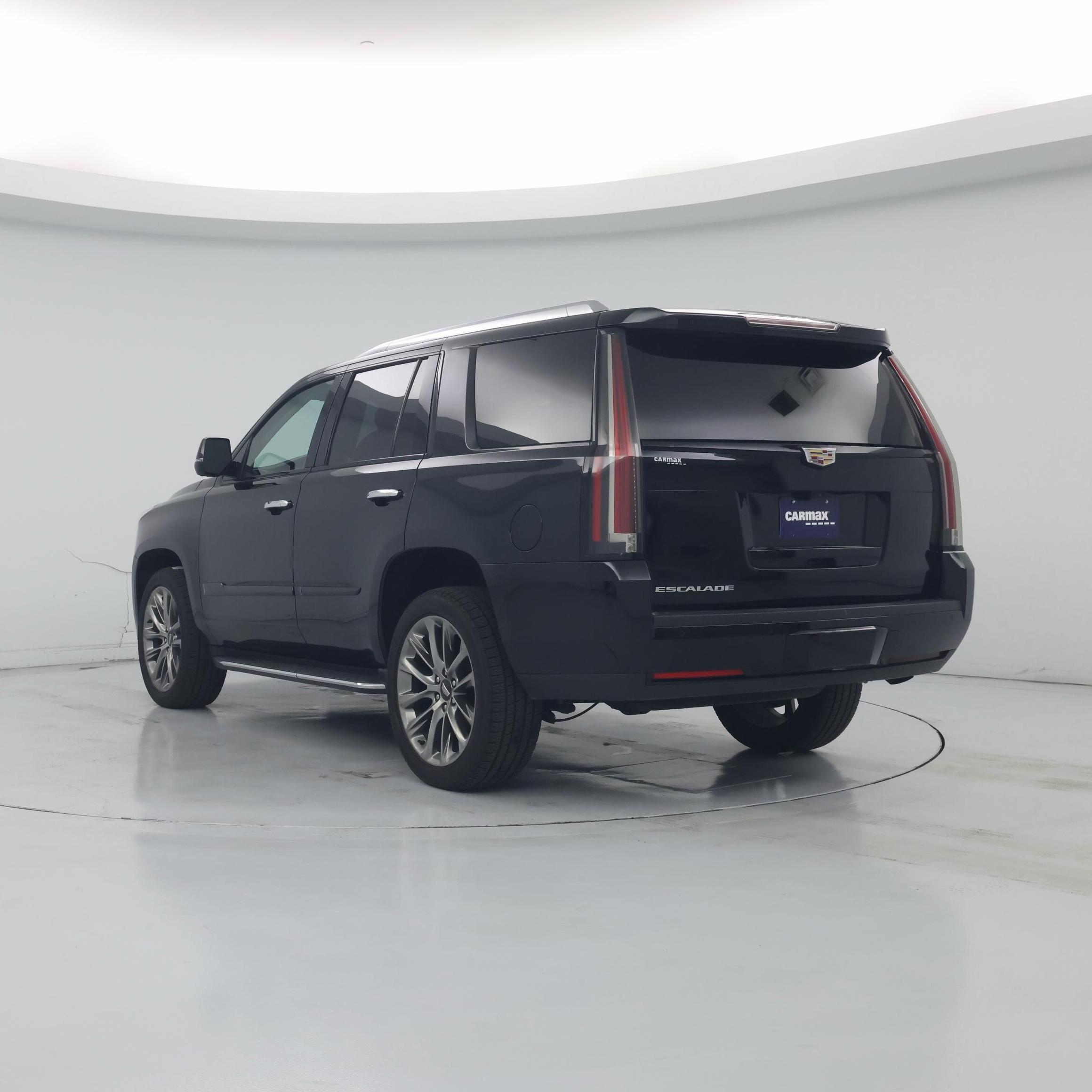 Thumbnail: 2020 Cadillac Escalade - 2