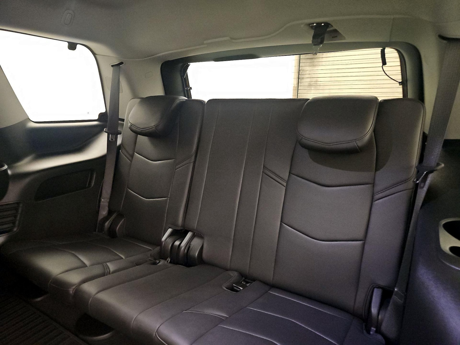 2020 Cadillac Escalade Luxury - Photo 23