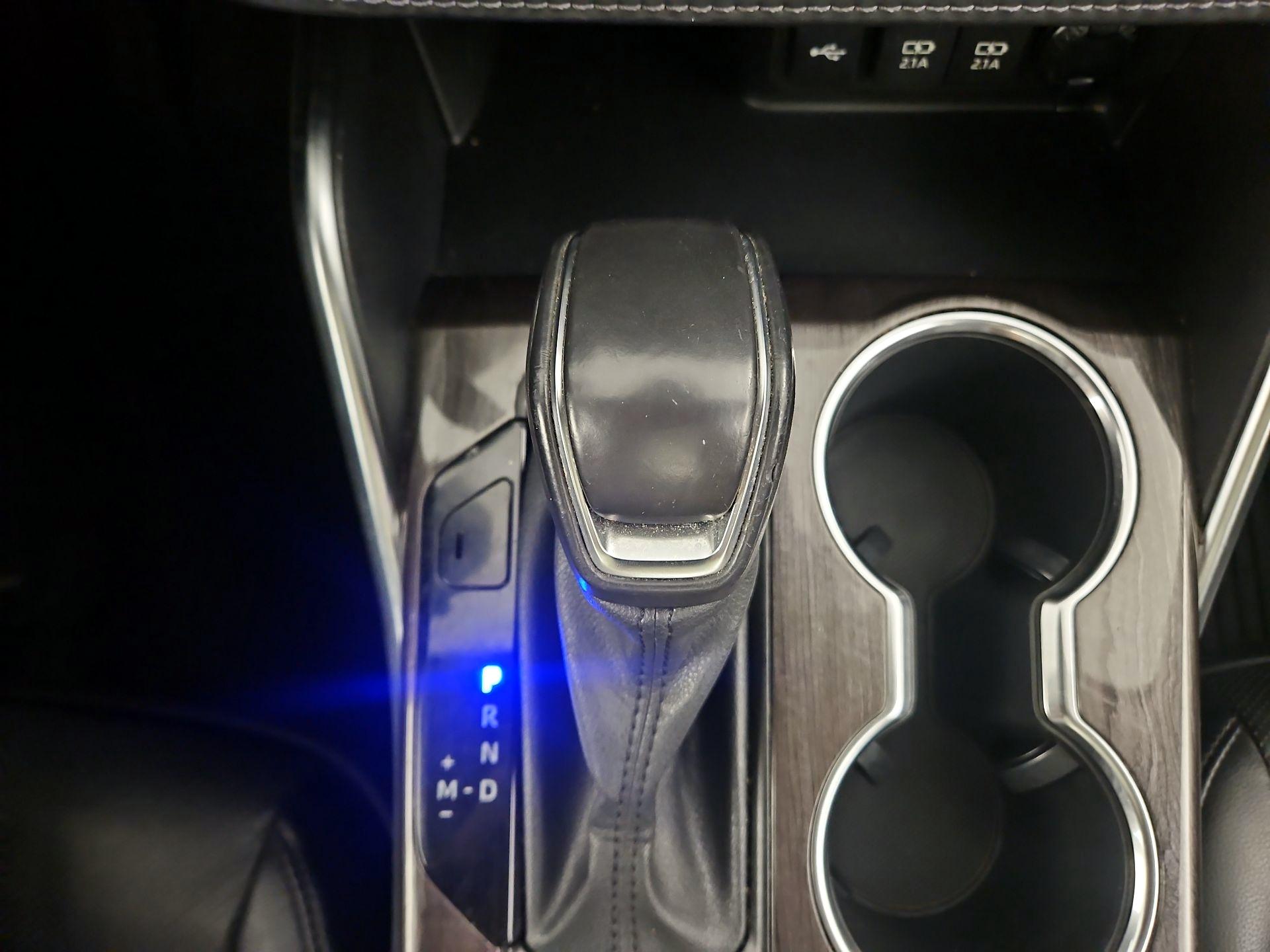 Thumbnail: 2021 Toyota Highlander - 16