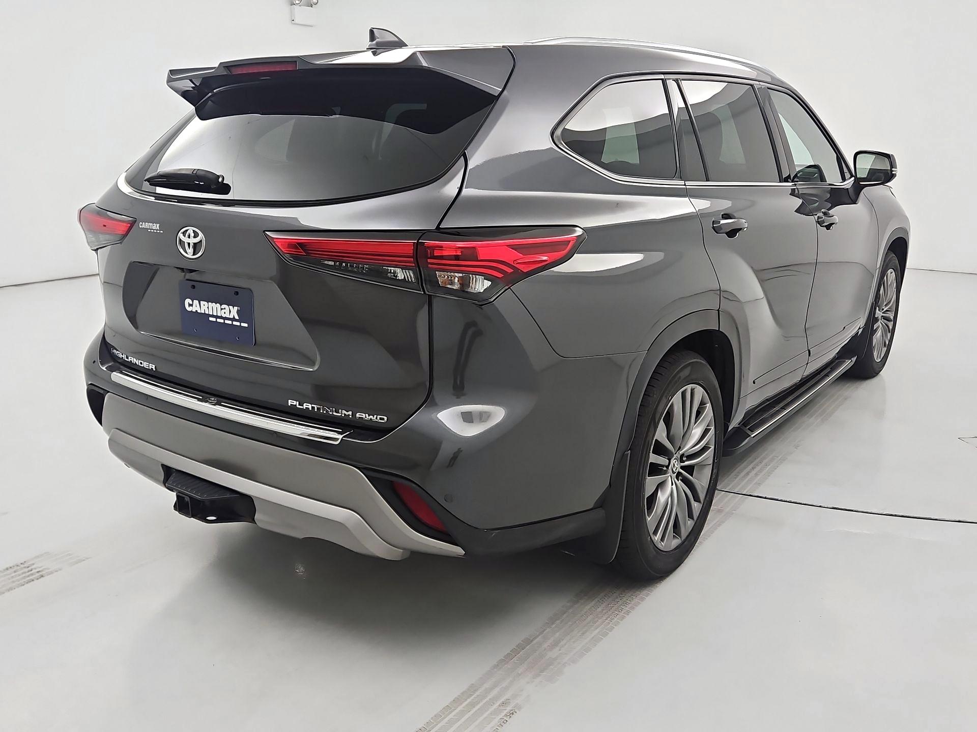 Thumbnail: 2021 Toyota Highlander - 5