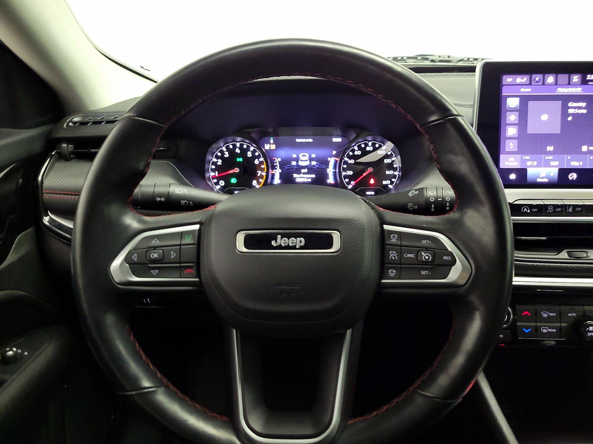 Thumbnail: 2022 Jeep Compass - 10