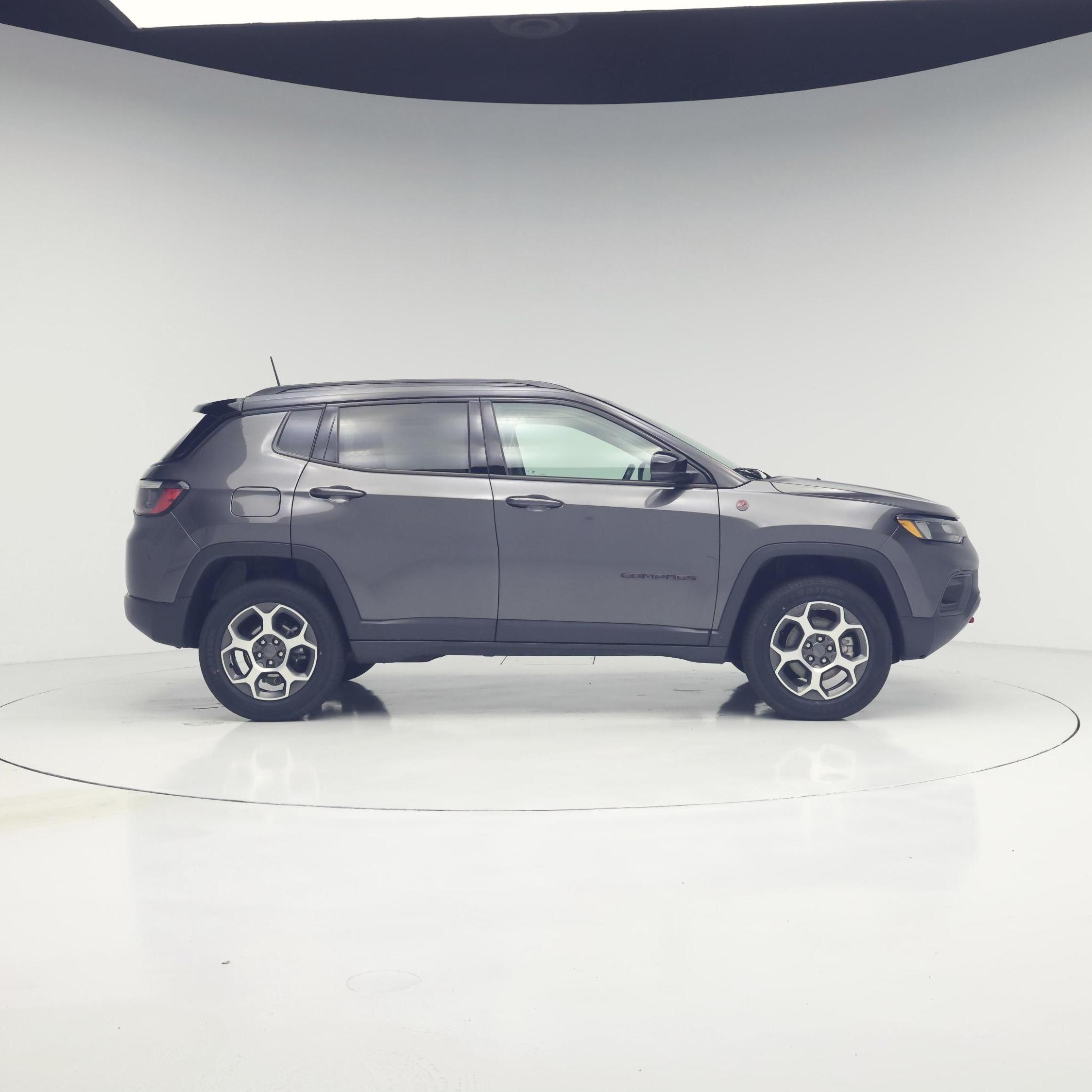 Thumbnail: 2022 Jeep Compass - 7