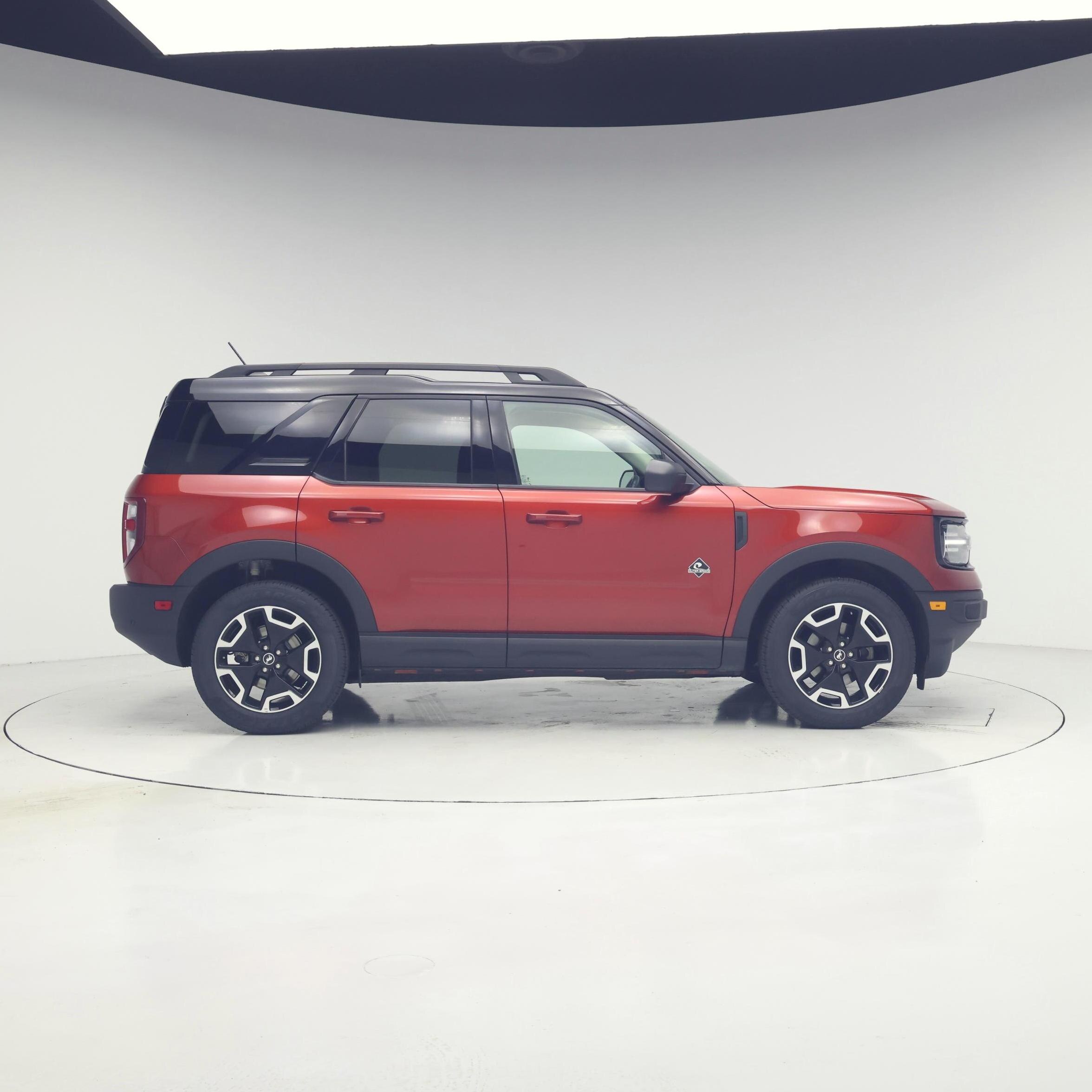 Thumbnail: 2022 Ford Bronco Sport - 7
