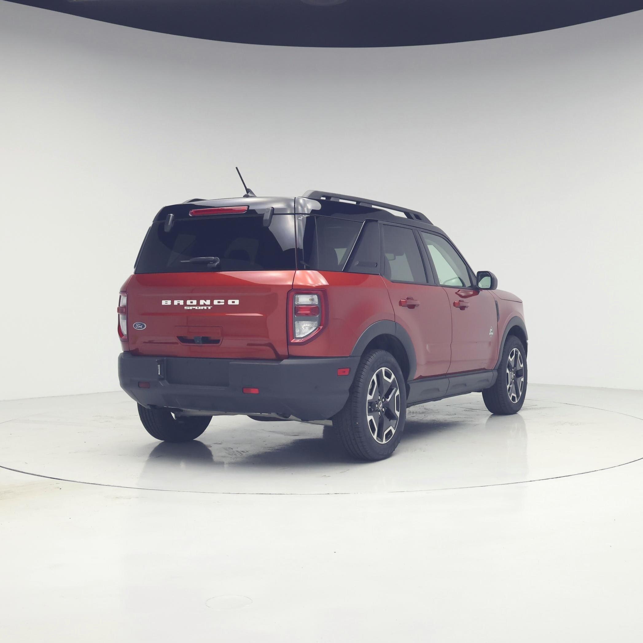 Thumbnail: 2022 Ford Bronco Sport - 8