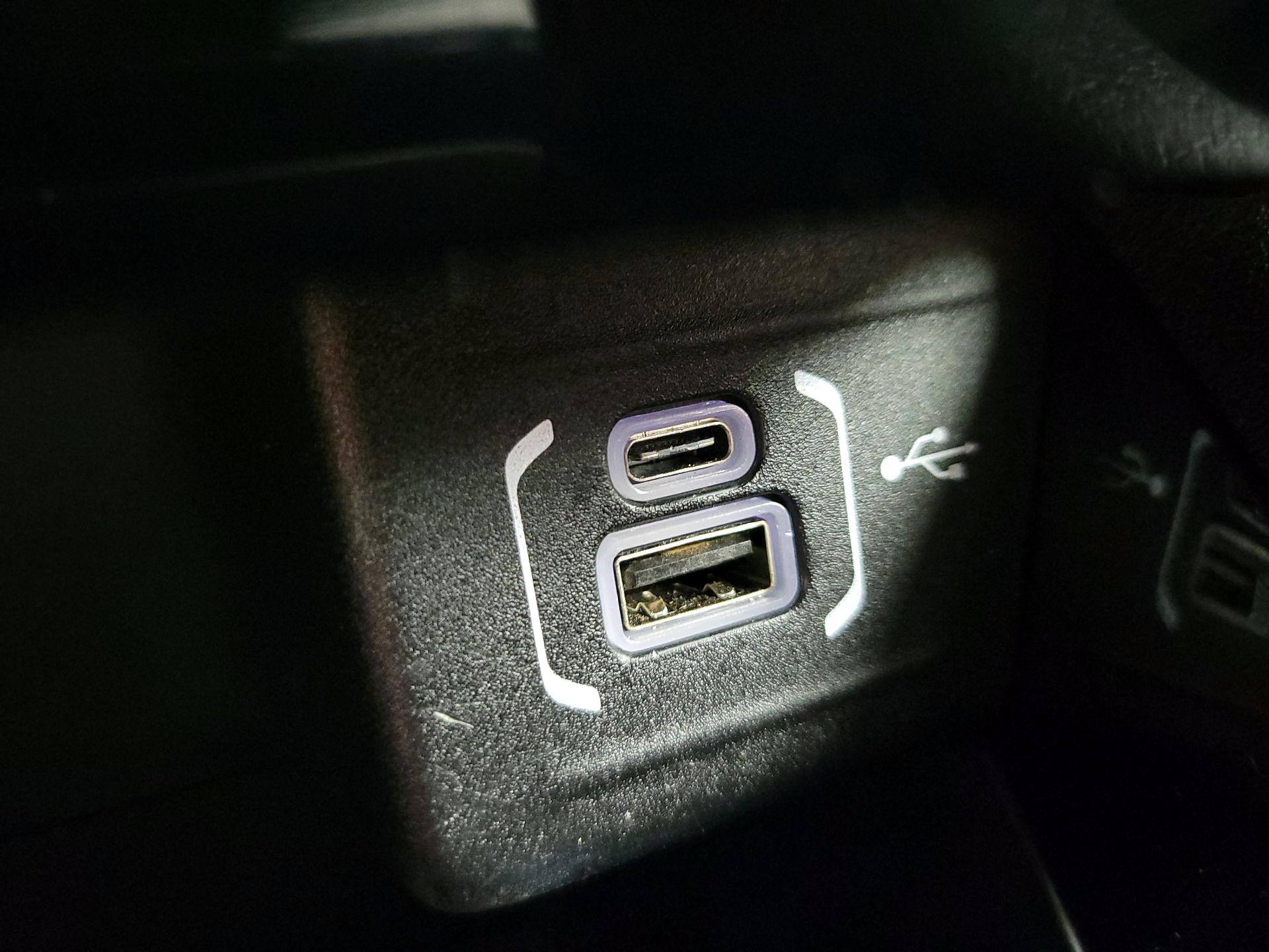 Thumbnail: 2023 Jeep Compass - 18