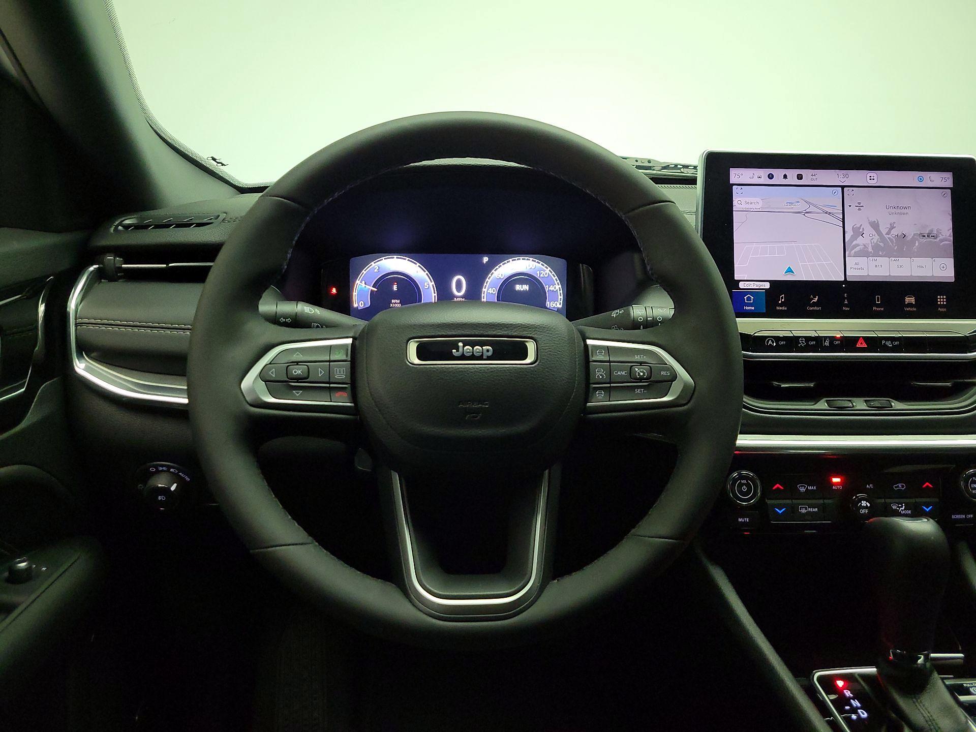Thumbnail: 2023 Jeep Compass - 10