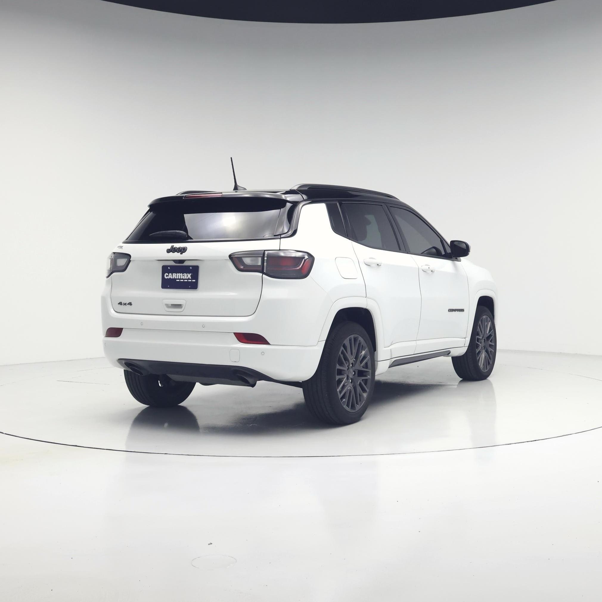 Thumbnail: 2023 Jeep Compass - 8