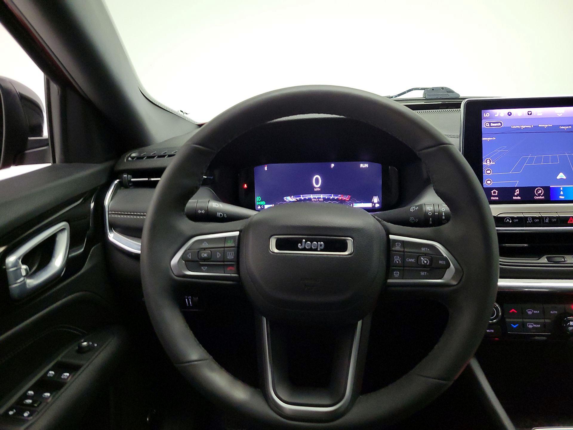 Thumbnail: 2023 Jeep Compass - 10