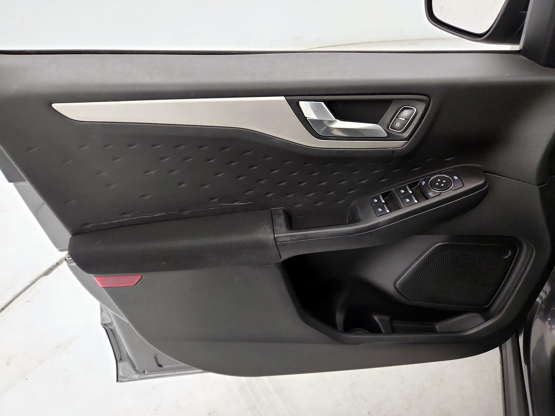 Thumbnail: 2020 Ford Escape - 12