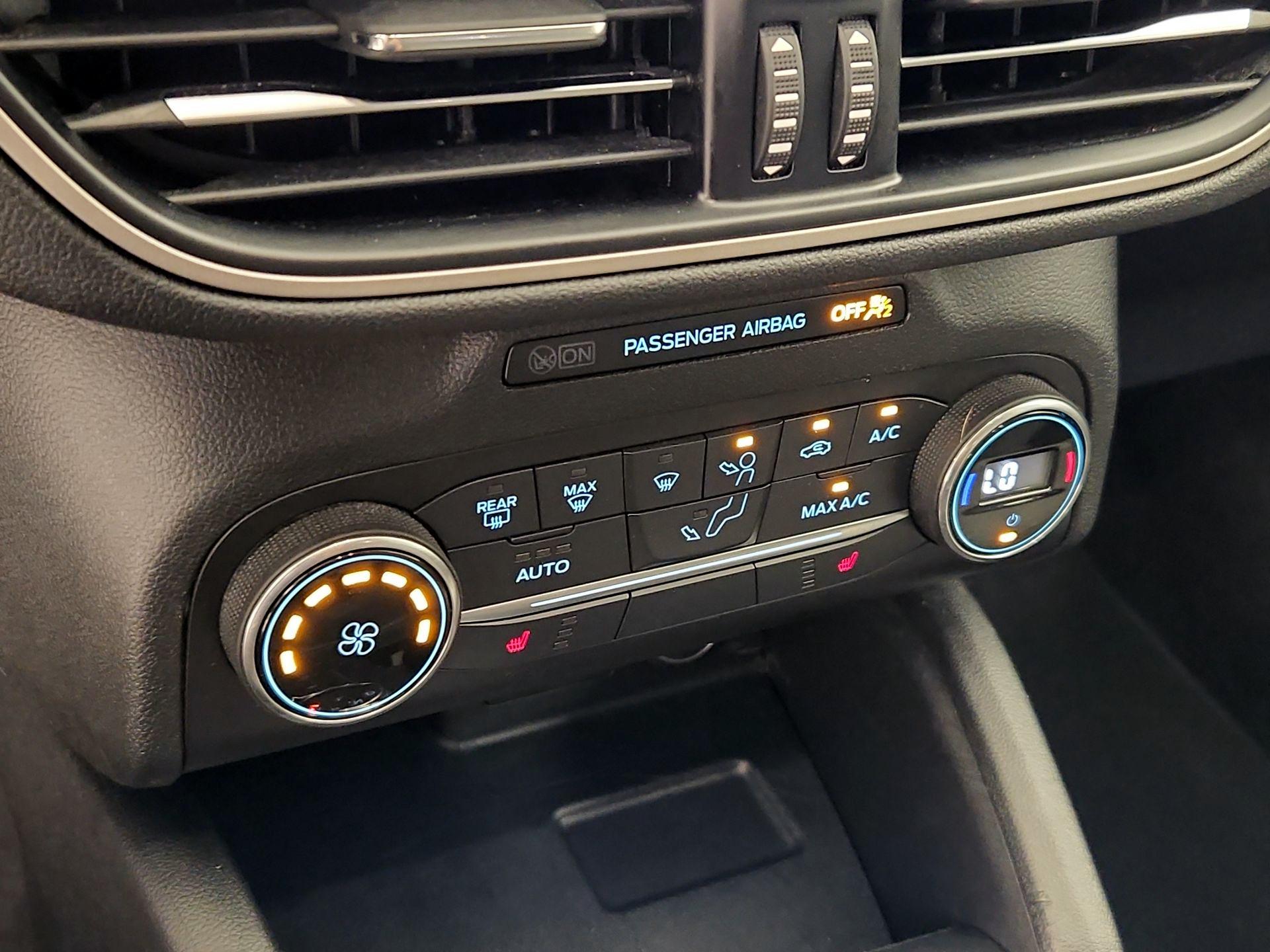 Thumbnail: 2020 Ford Escape - 16