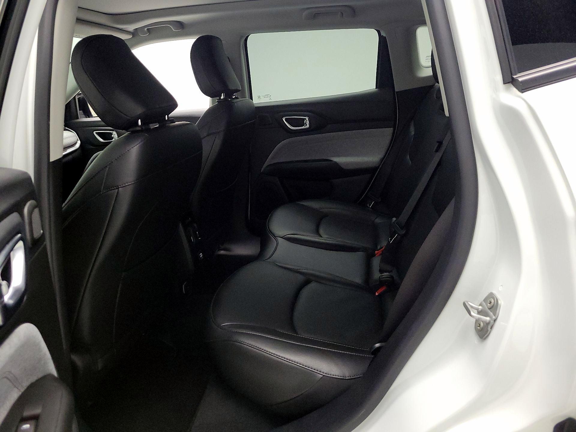 Thumbnail: 2022 Jeep Compass - 19