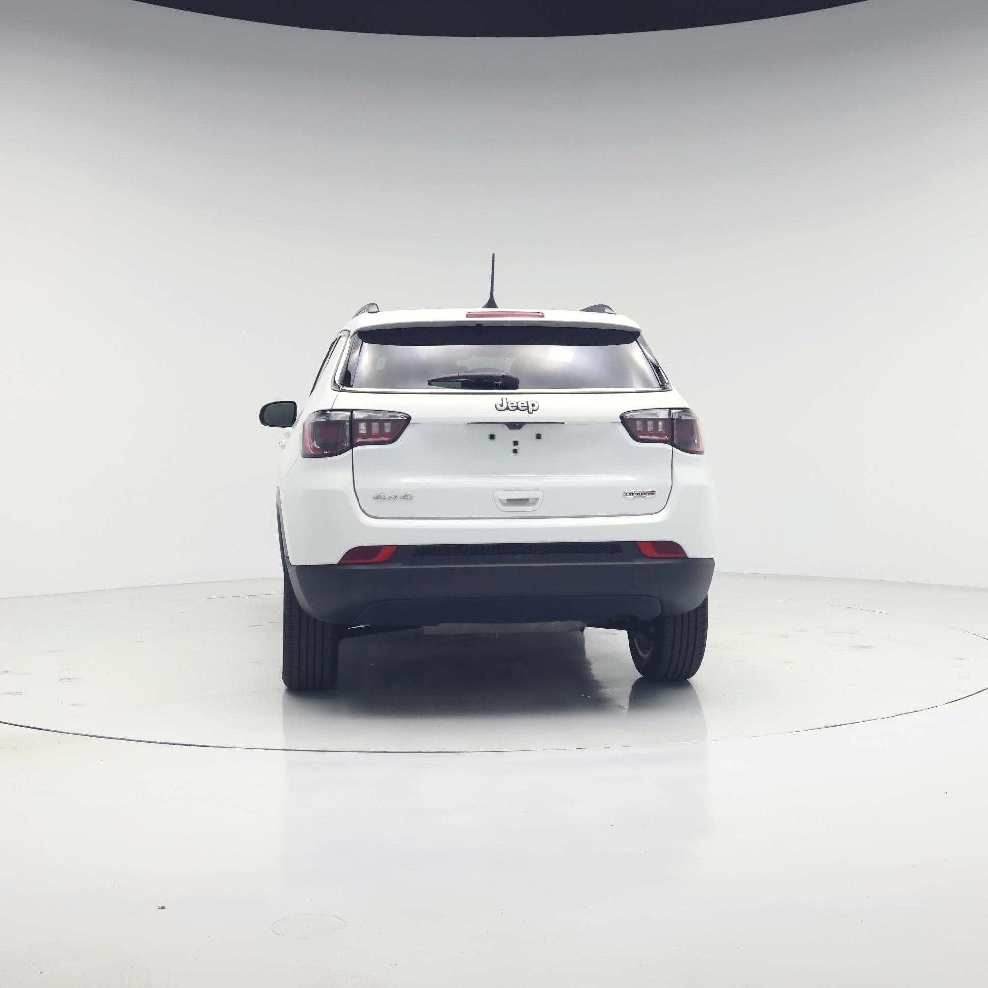 Thumbnail: 2022 Jeep Compass - 6