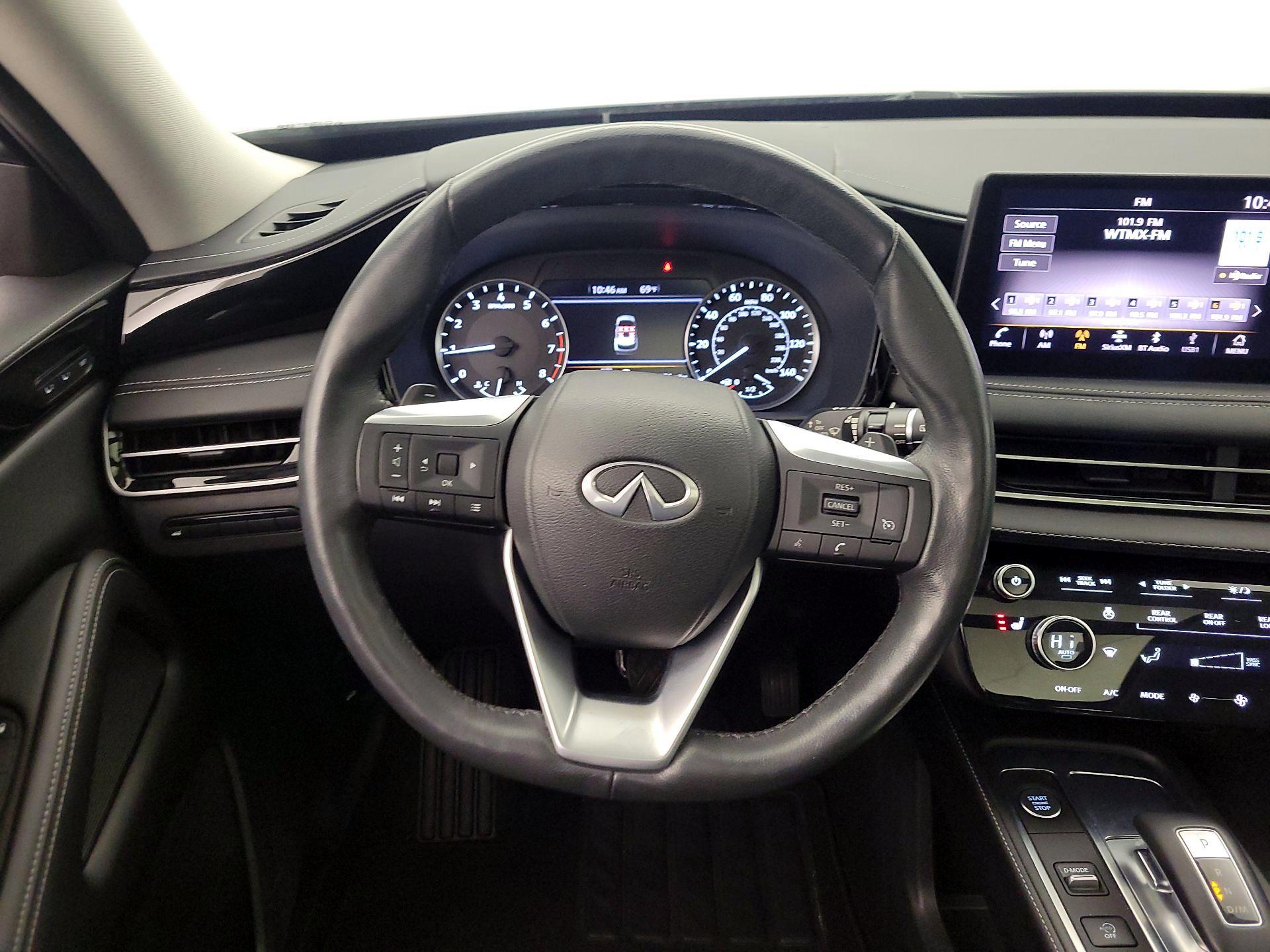 Thumbnail: 2023 INFINITI QX60 - 10