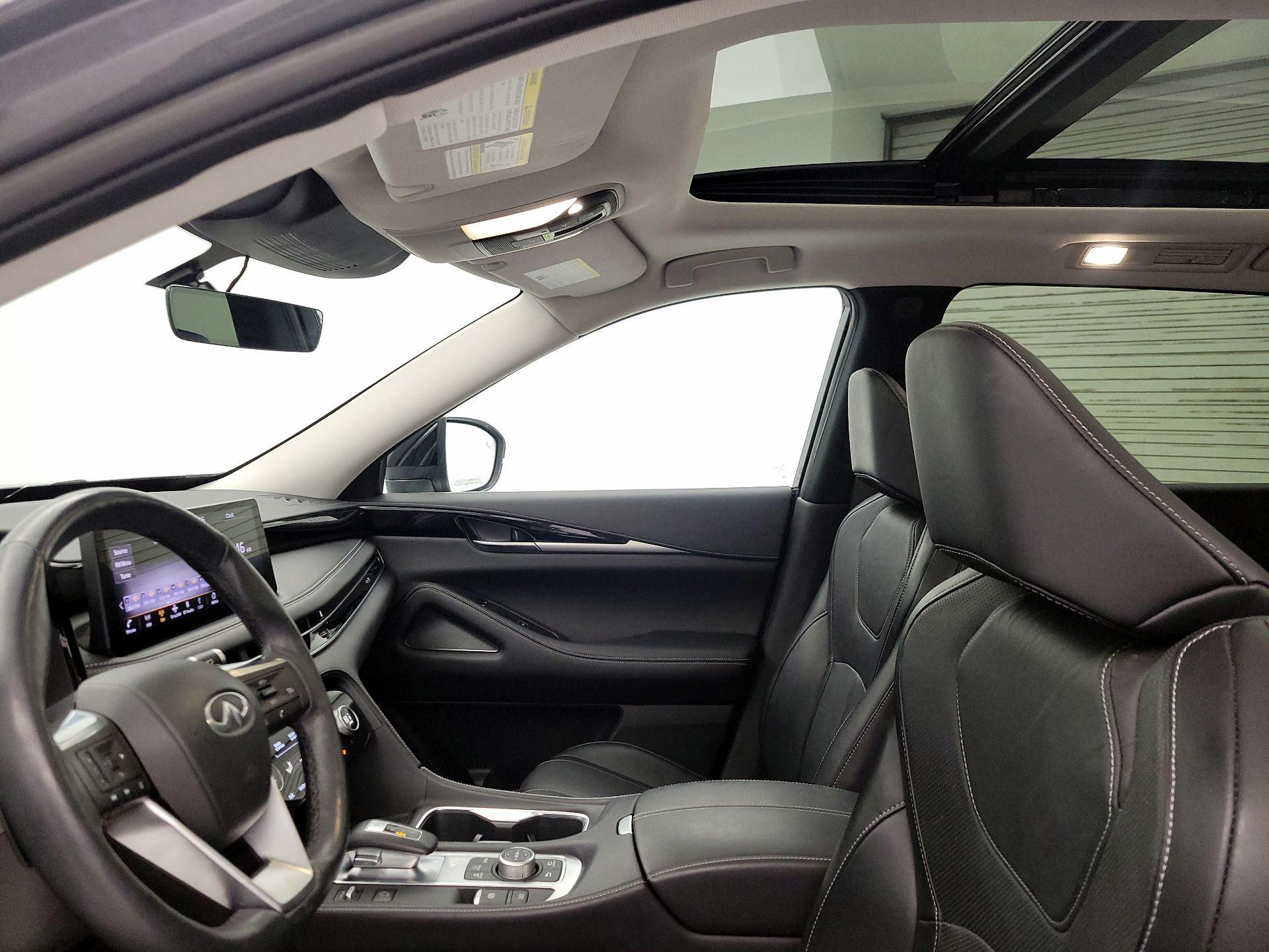 Thumbnail: 2023 INFINITI QX60 - 19