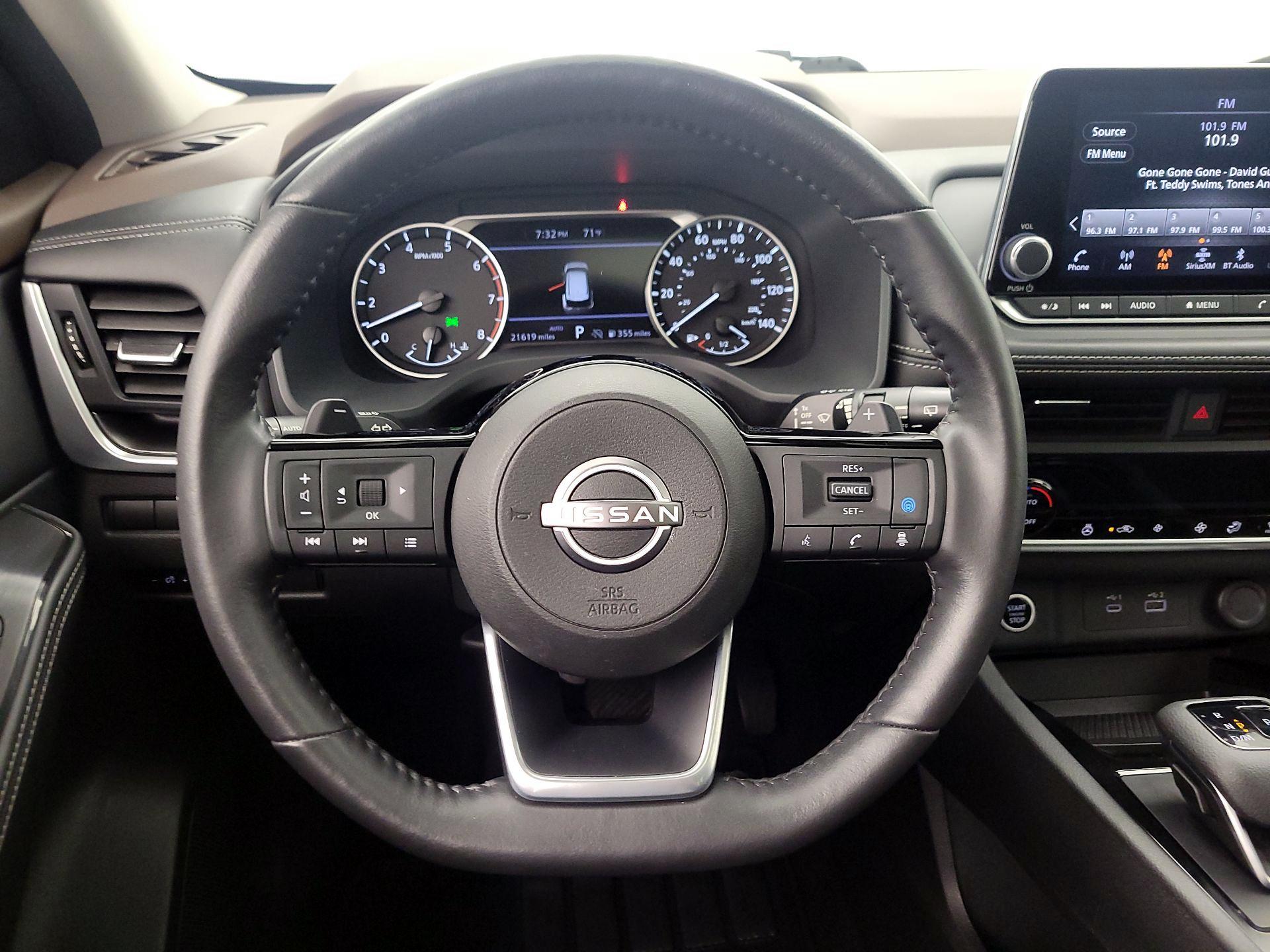 Thumbnail: 2023 Nissan Rogue - 10