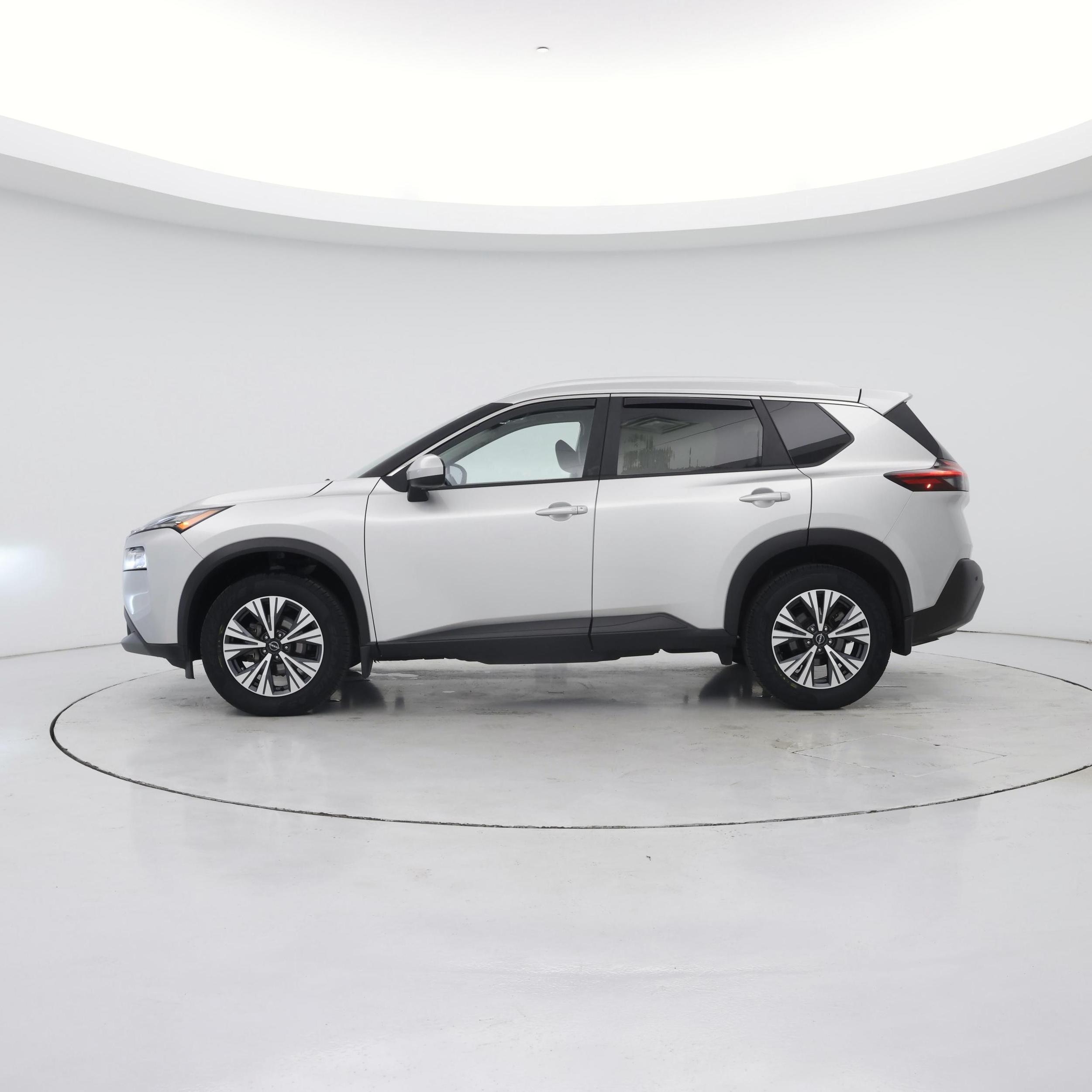 Thumbnail: 2023 Nissan Rogue - 3