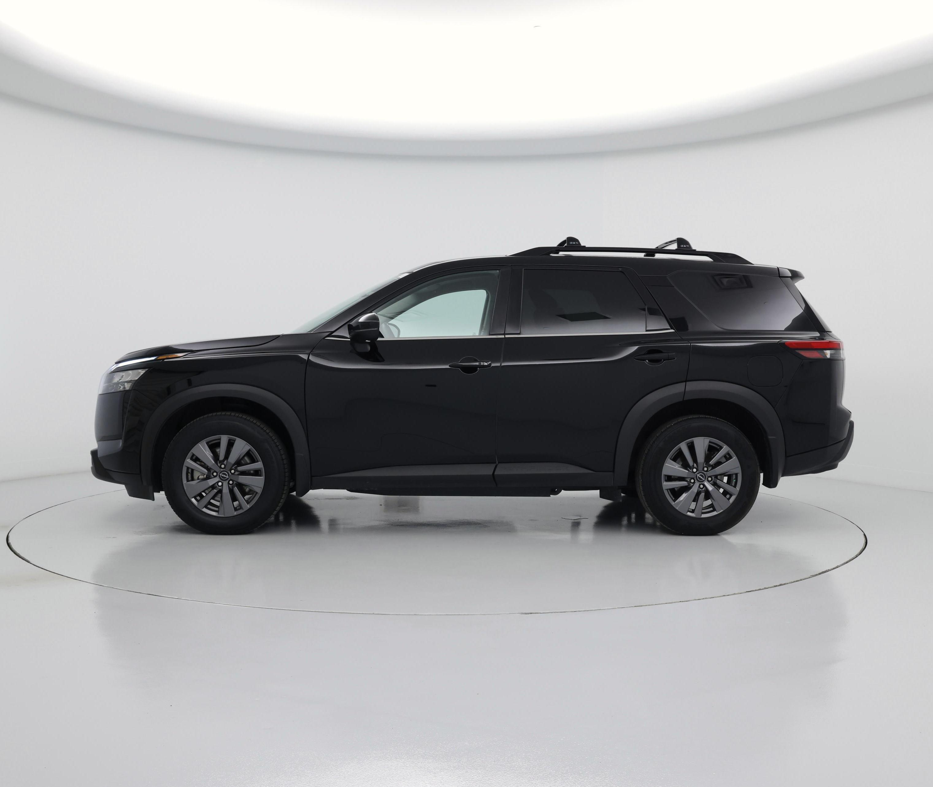 Thumbnail: 2024 Nissan Pathfinder - 3