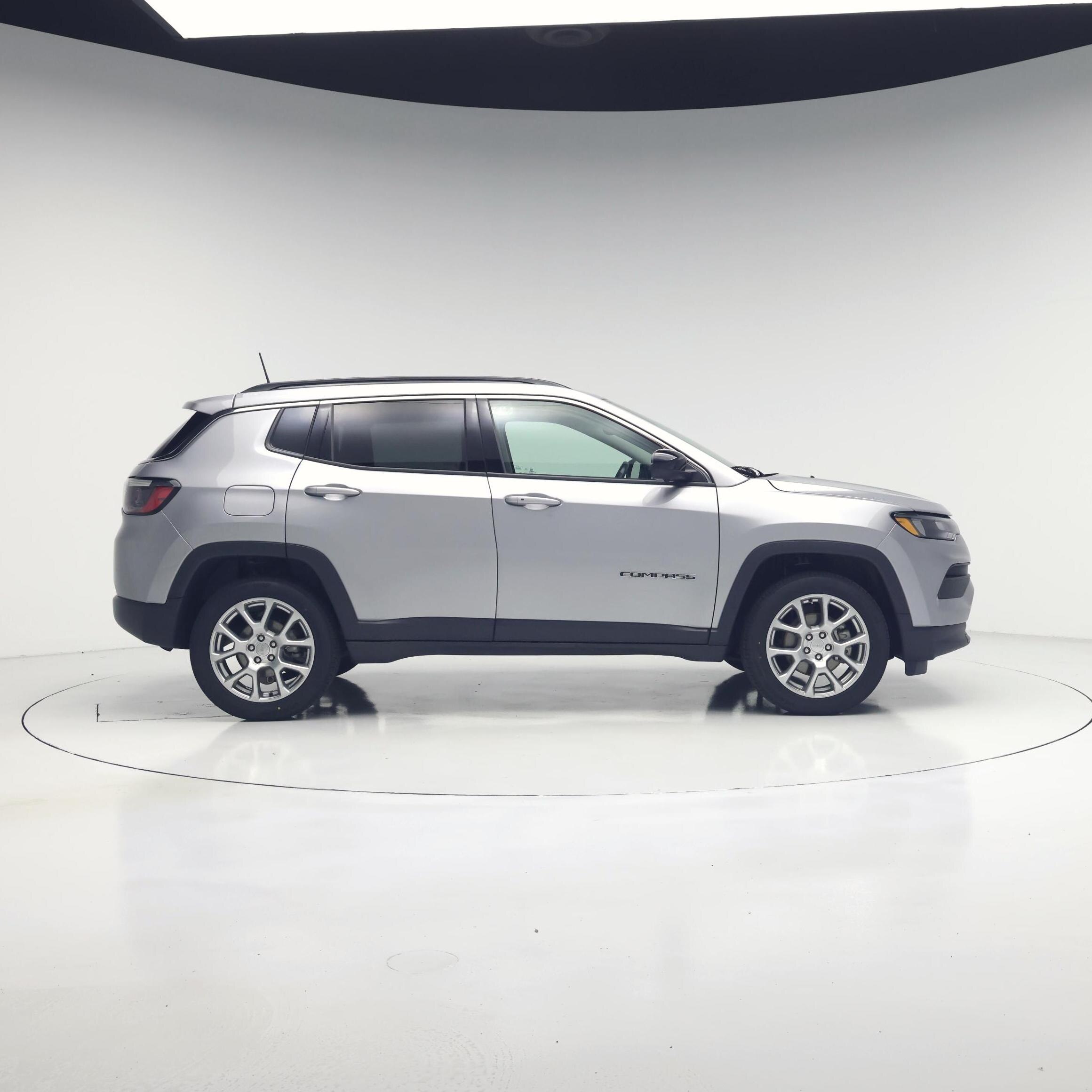Thumbnail: 2022 Jeep Compass - 7