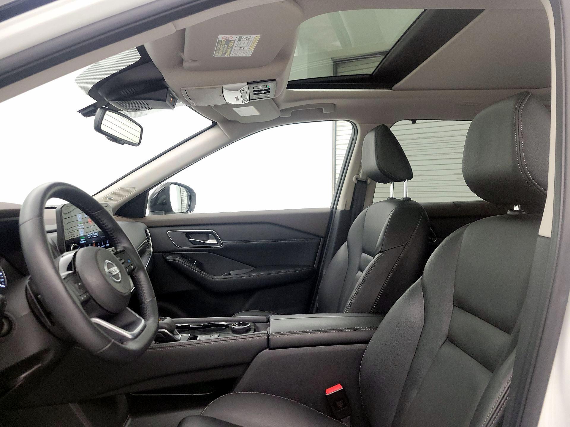 Thumbnail: 2021 Nissan Rogue - 20