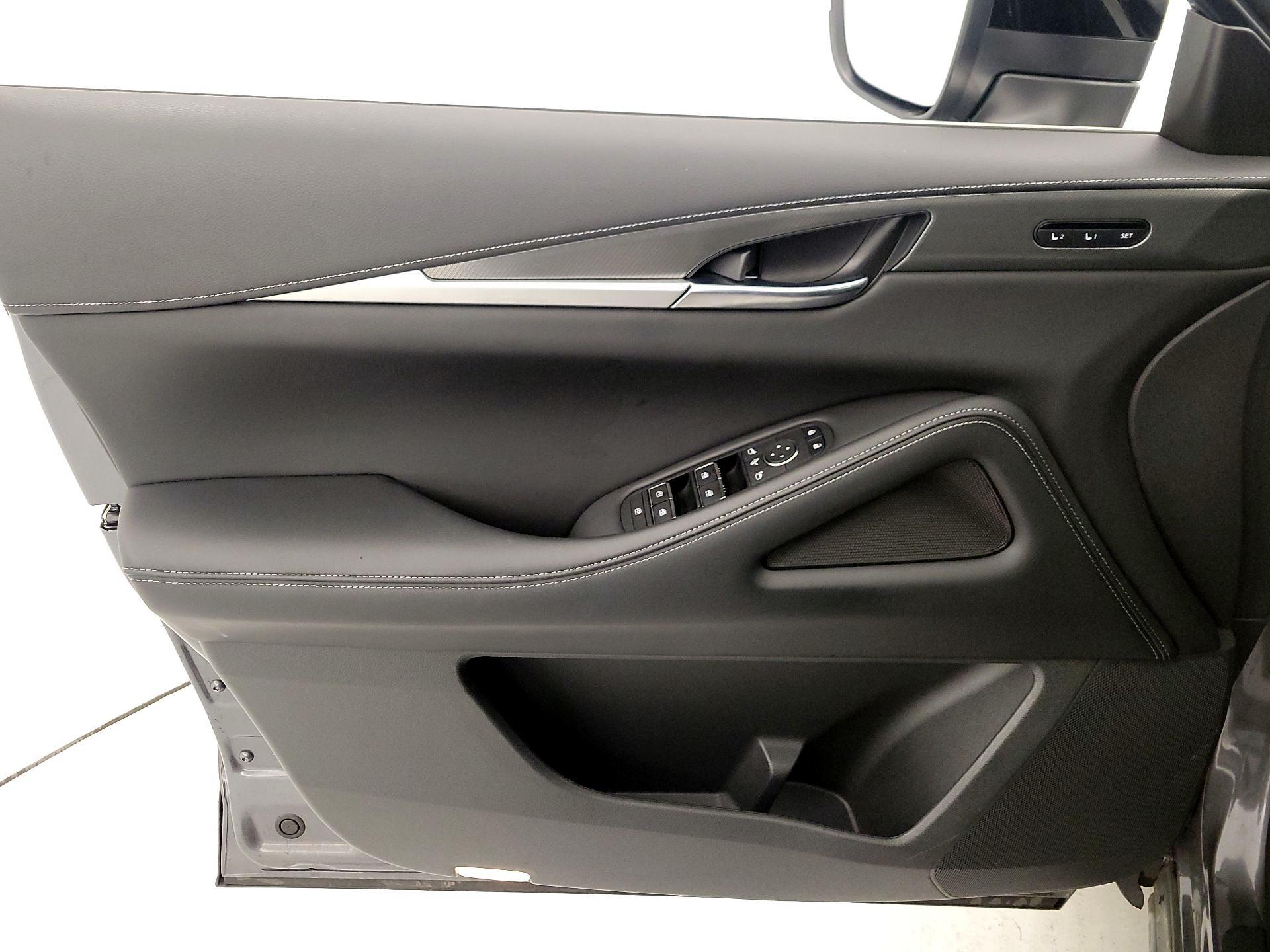 Thumbnail: 2023 INFINITI QX60 - 12