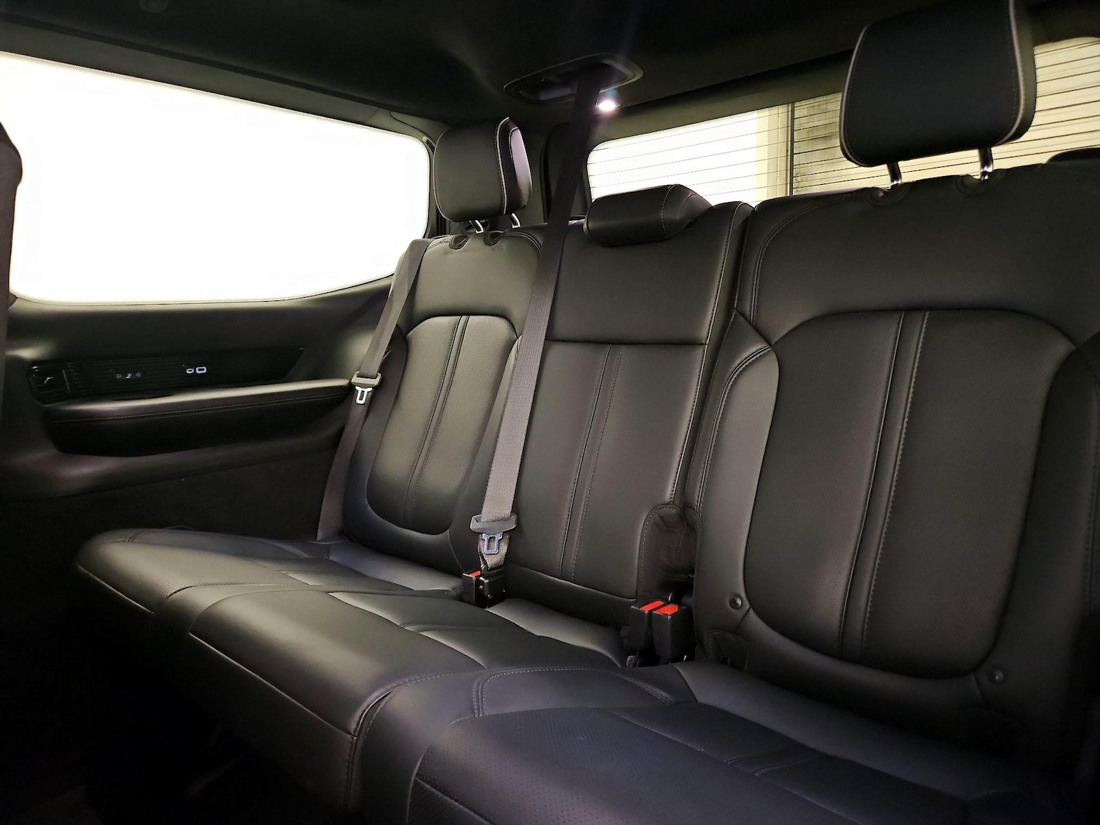 2023 Jeep Grand Wagoneer Series II - Photo 21