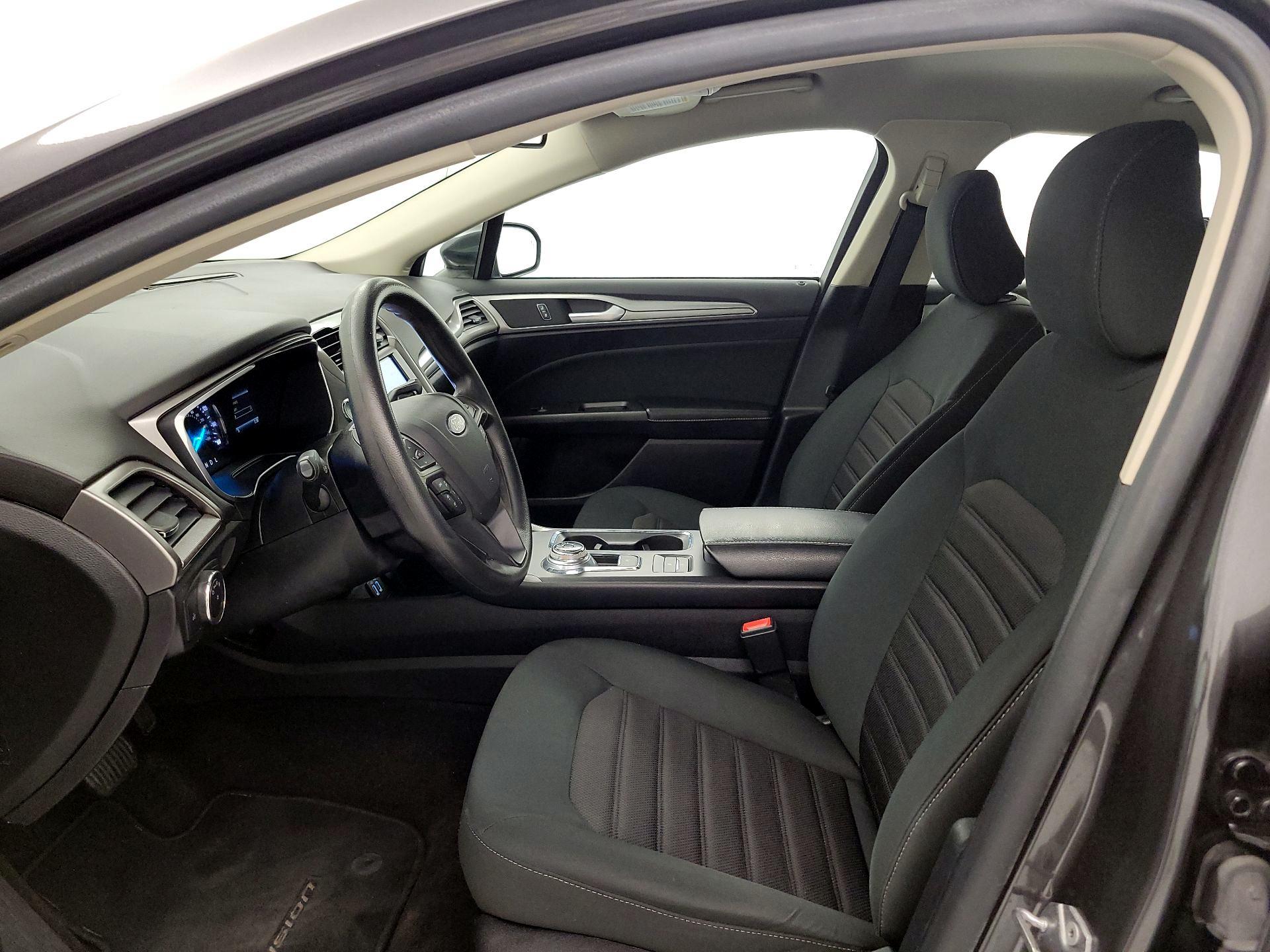 Thumbnail: 2020 Ford Fusion - 11