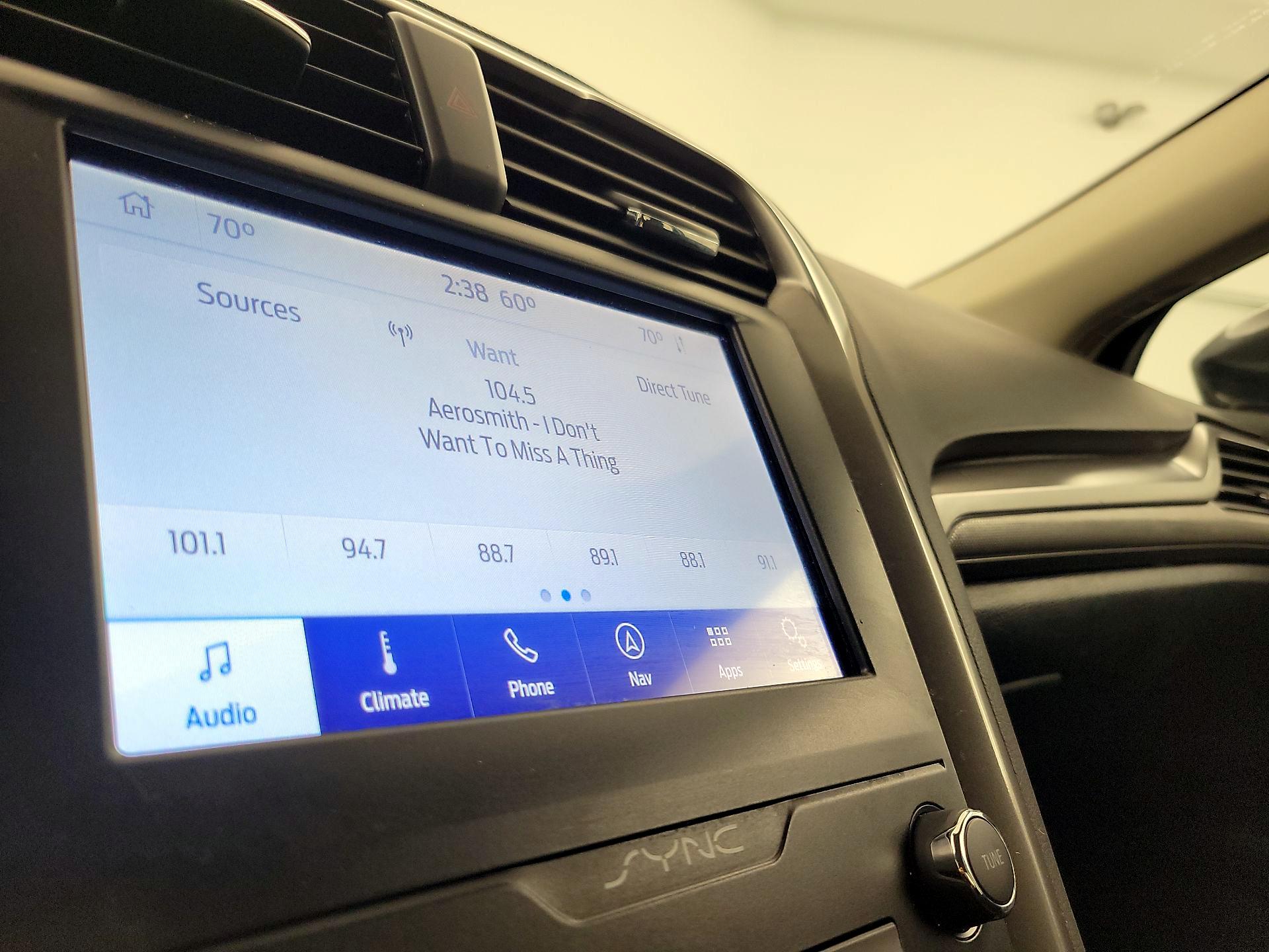 Thumbnail: 2020 Ford Fusion - 16