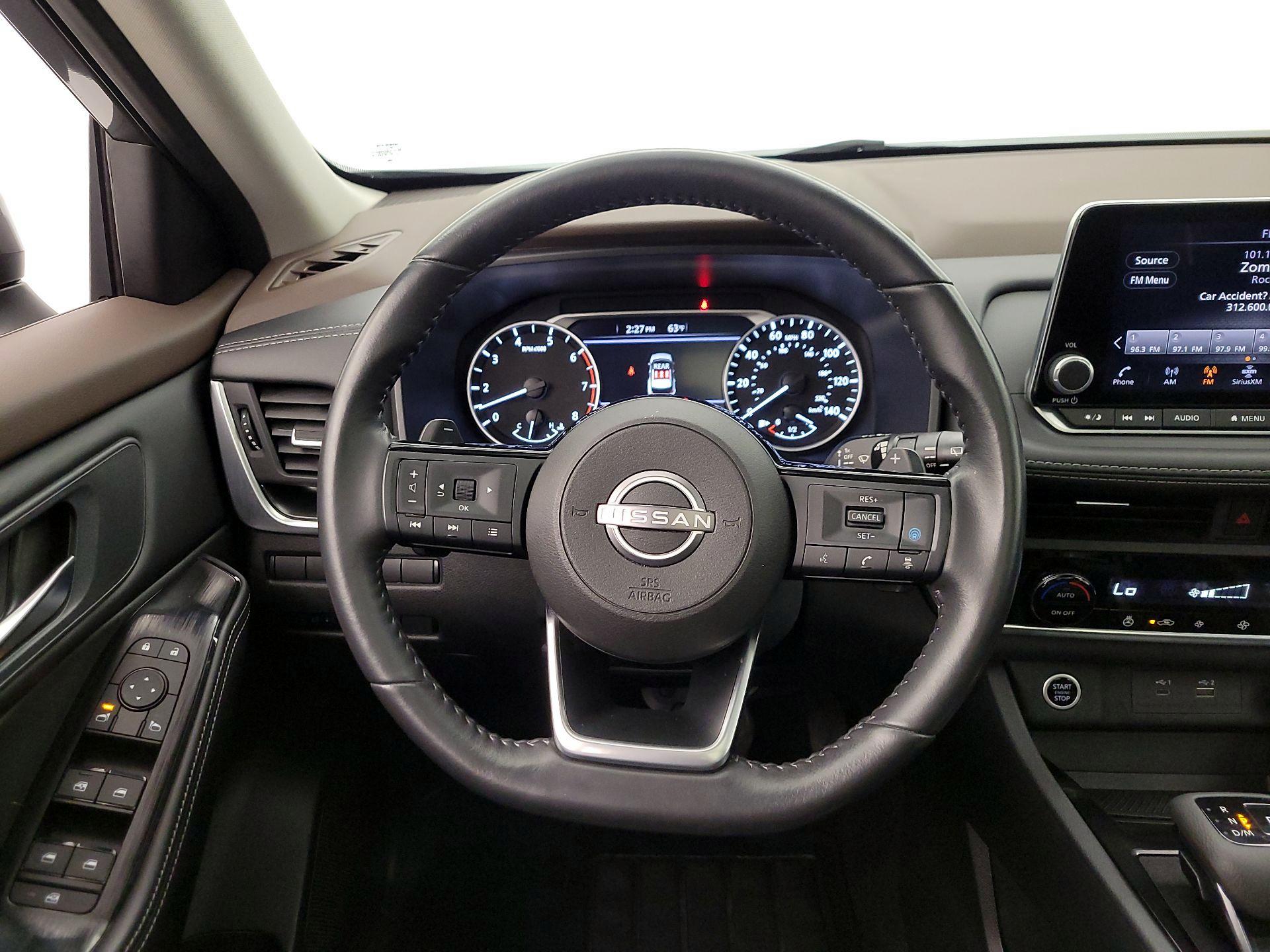 Thumbnail: 2023 Nissan Rogue - 10
