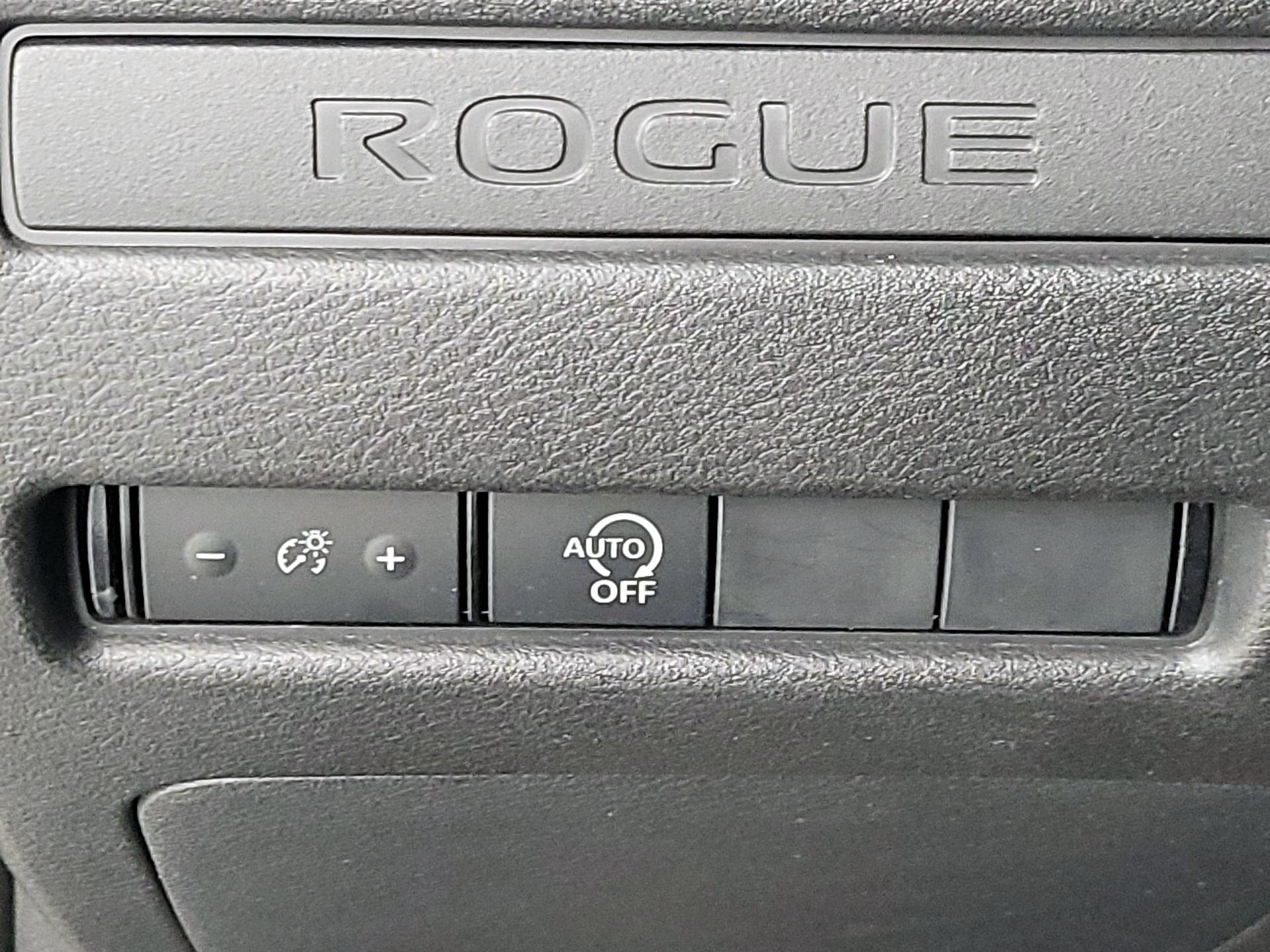 Thumbnail: 2023 Nissan Rogue - 13