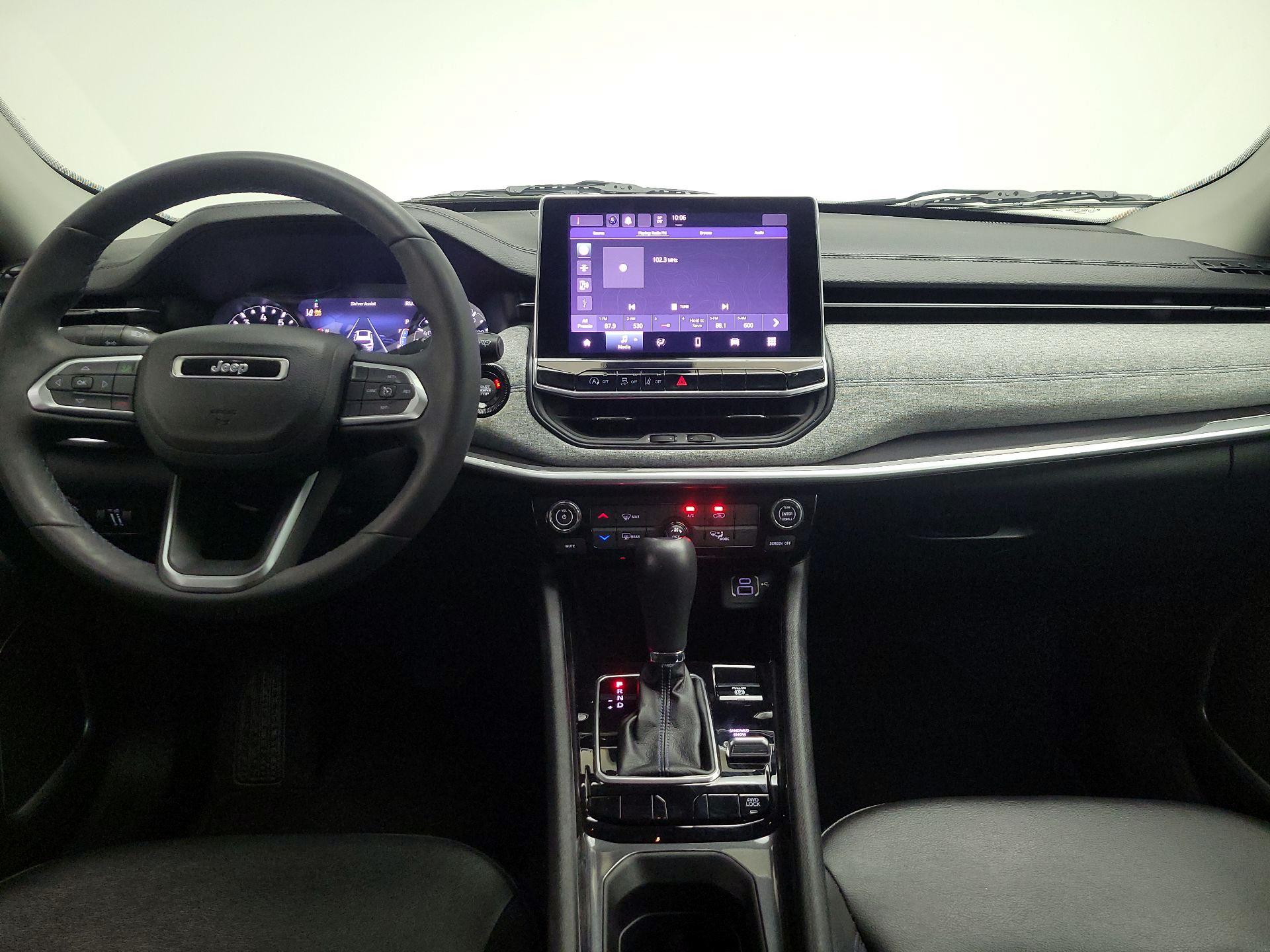 Thumbnail: 2022 Jeep Compass - 9