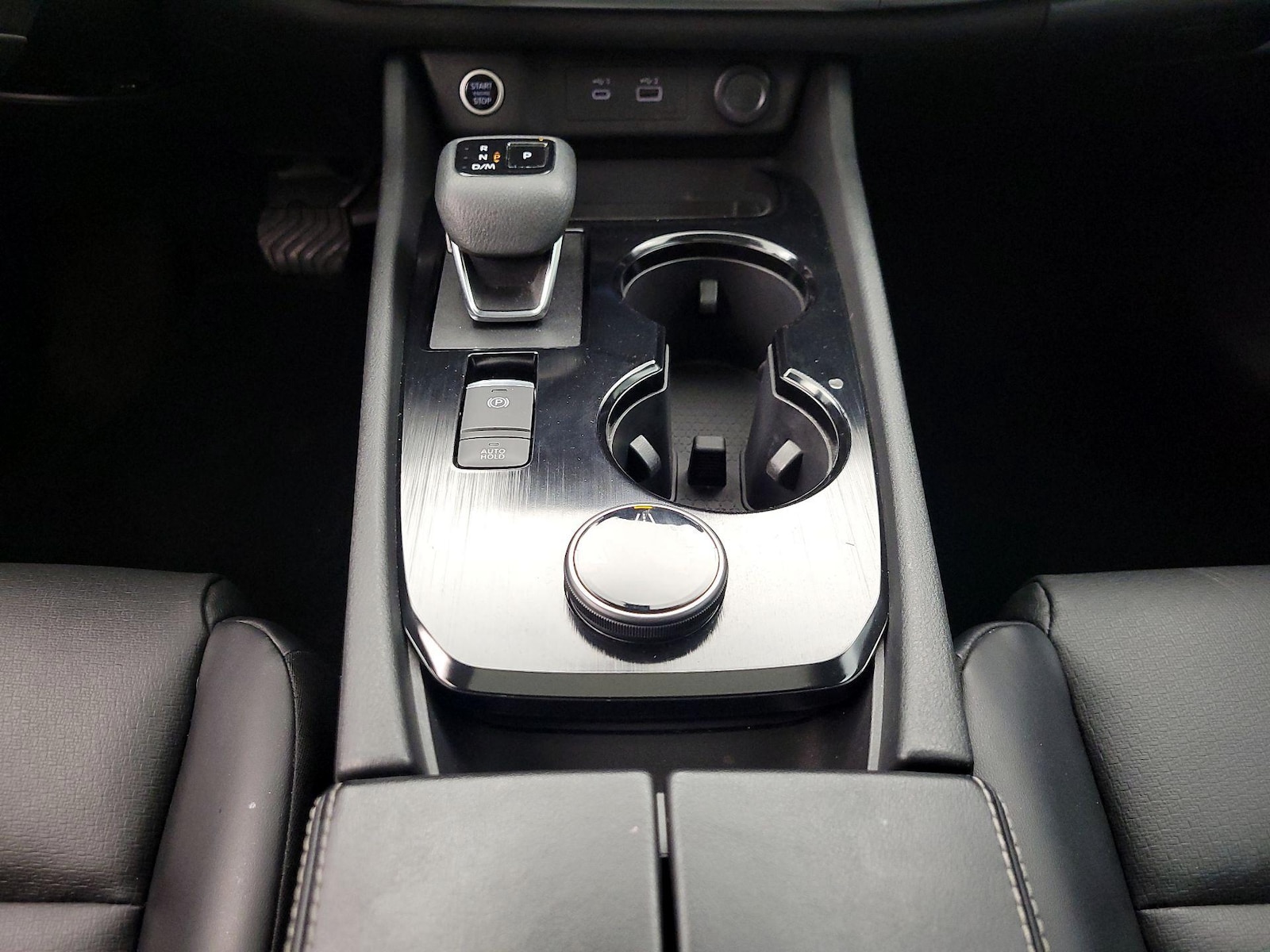 2023 Nissan Rogue SV - Photo 18