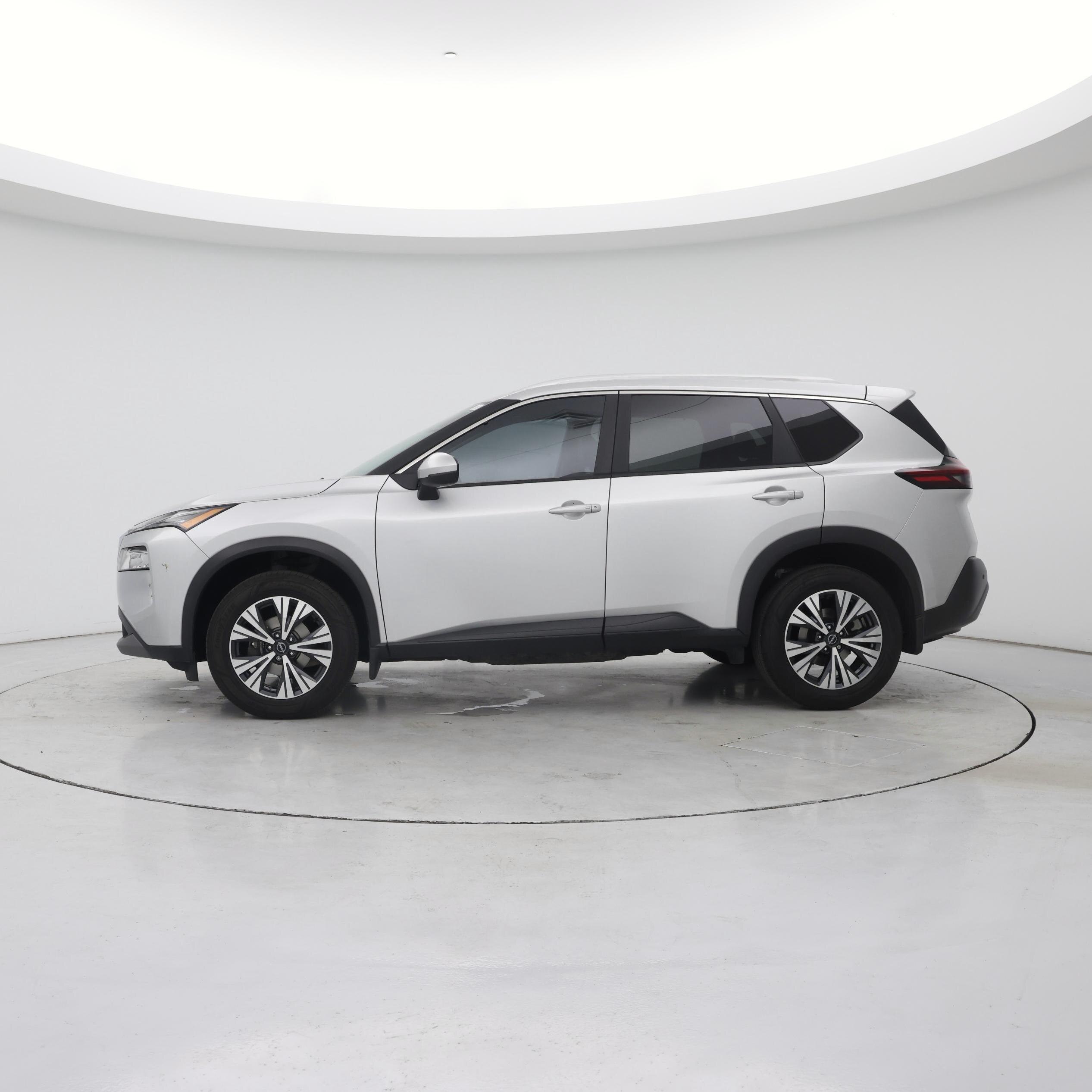 Thumbnail: 2023 Nissan Rogue - 3