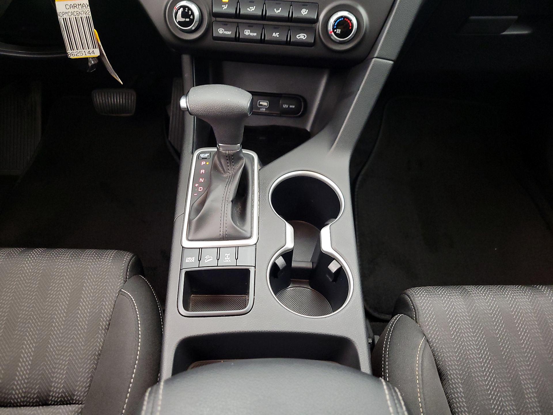Thumbnail: 2022 Kia Sportage - 17