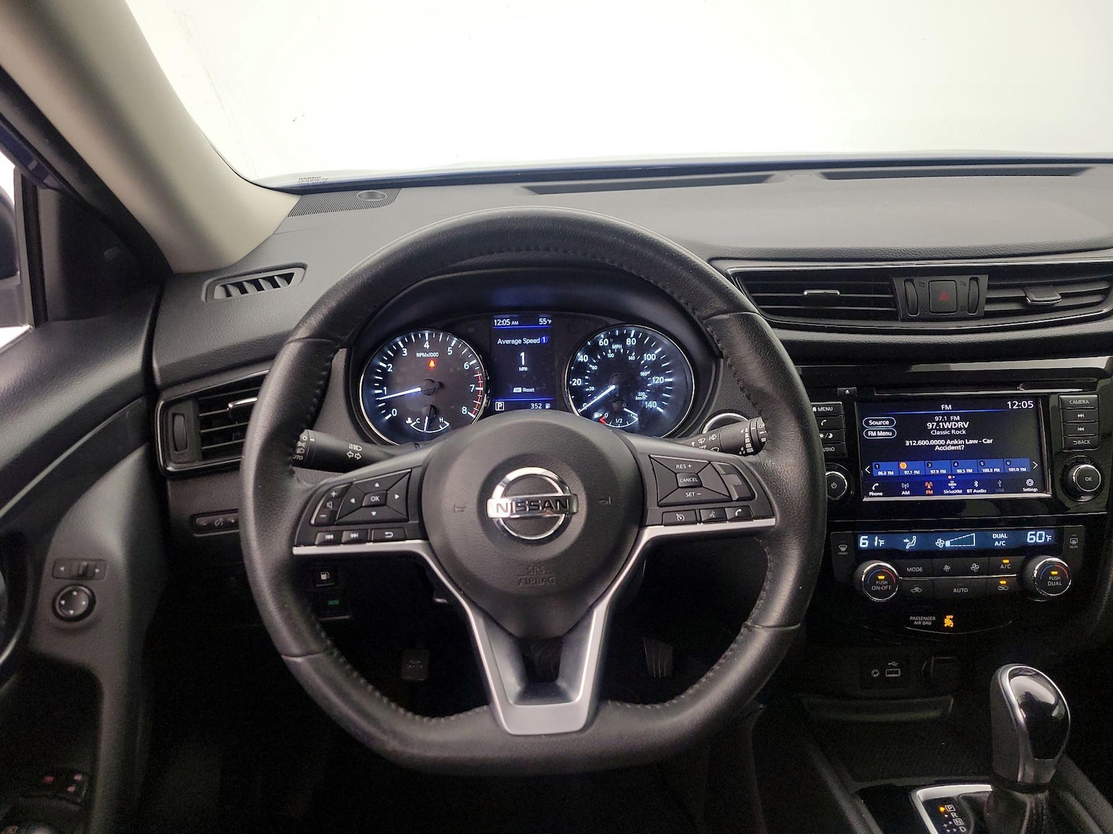 2020 Nissan Rogue SV - Photo 11