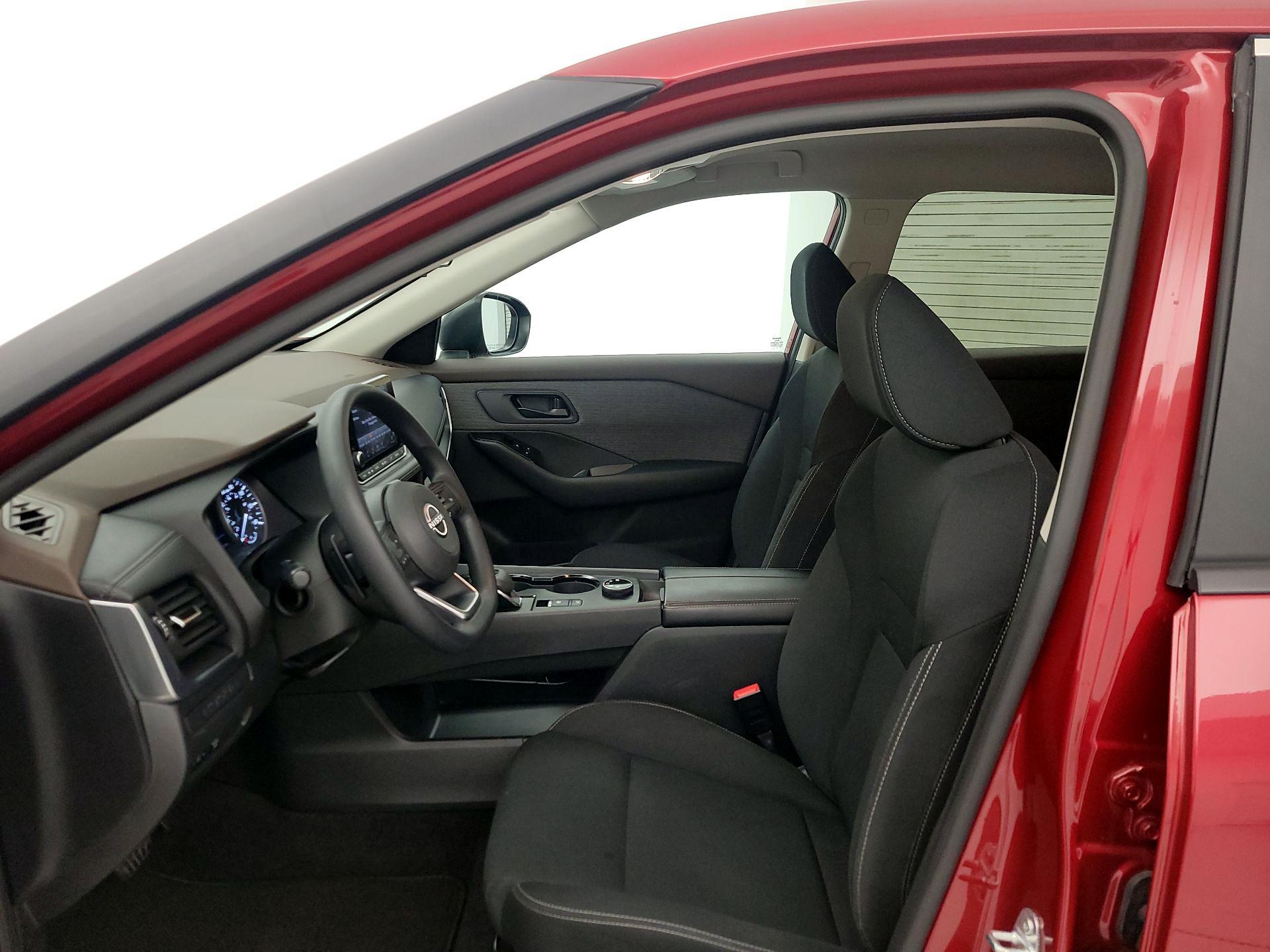 Thumbnail: 2023 Nissan Rogue - 11