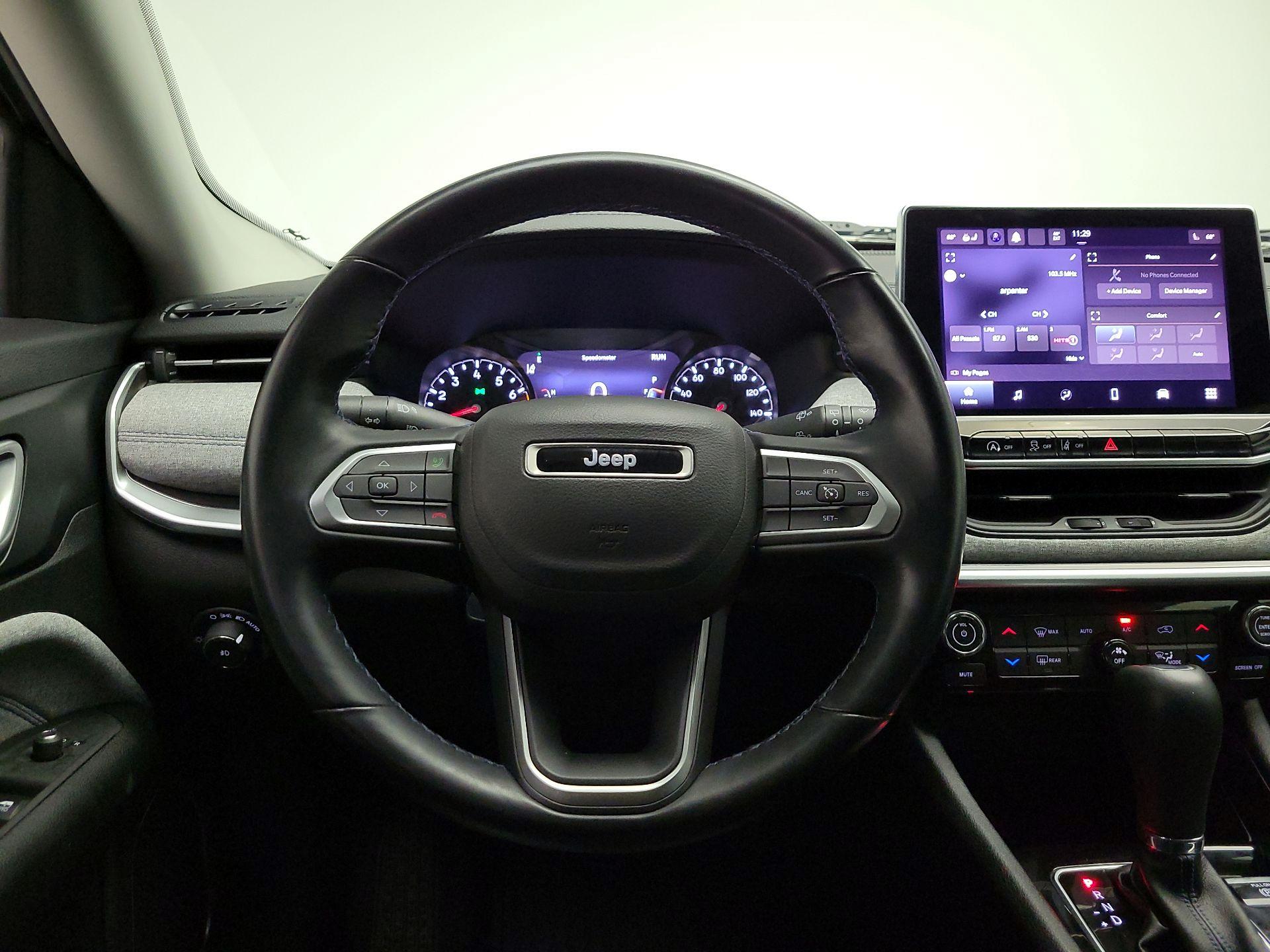 Thumbnail: 2022 Jeep Compass - 10