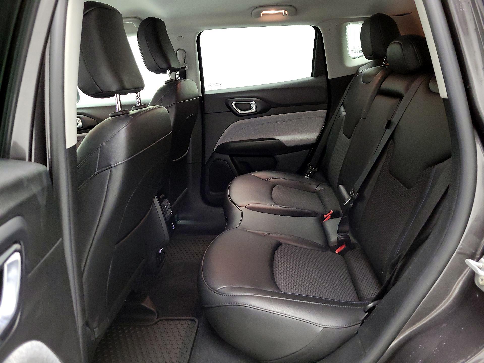 Thumbnail: 2022 Jeep Compass - 18